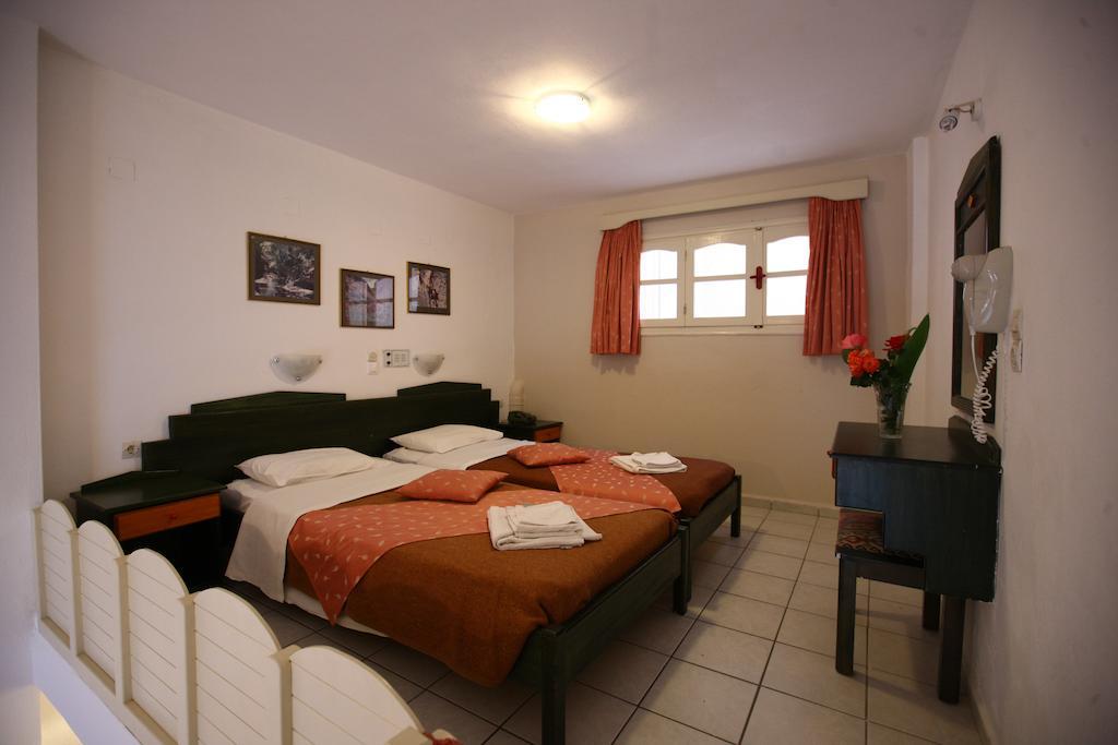 Ormos Atalia Village