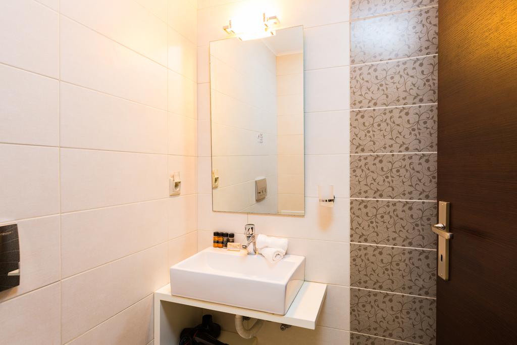 Pantheon Villas & Suites