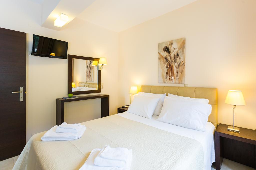 Pantheon Villas & Suites