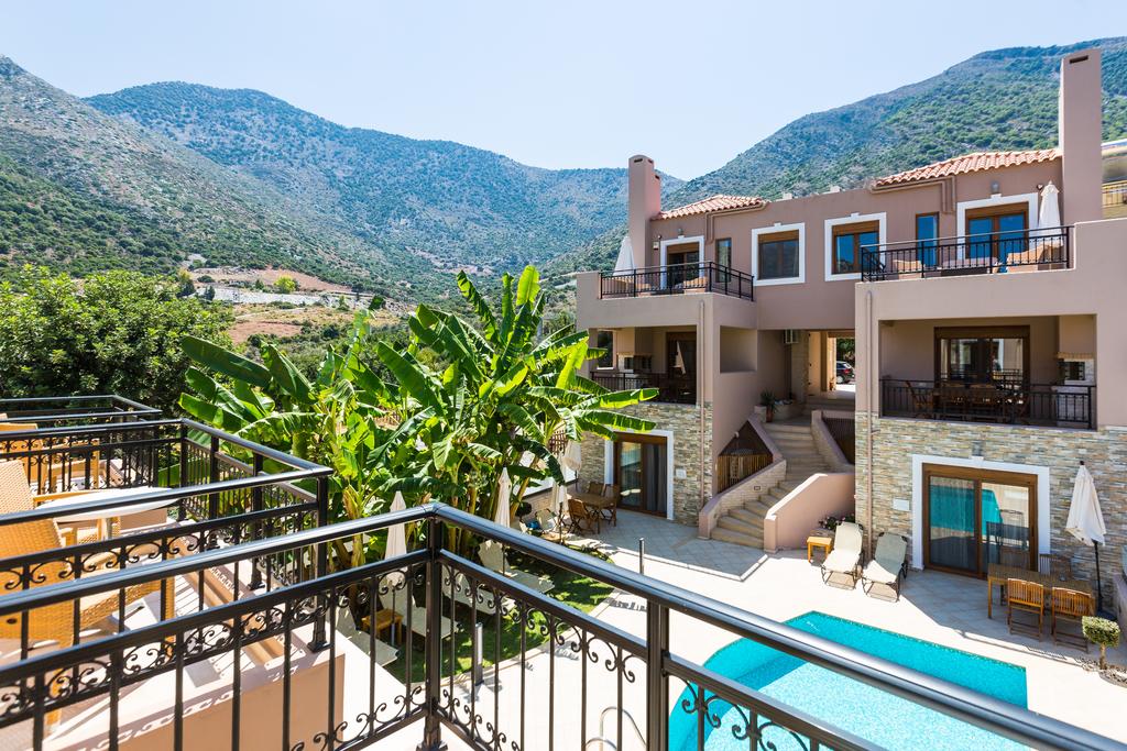 Pantheon Villas & Suites