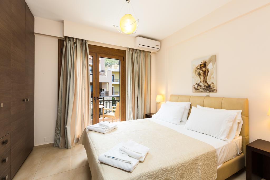 Pantheon Villas & Suites