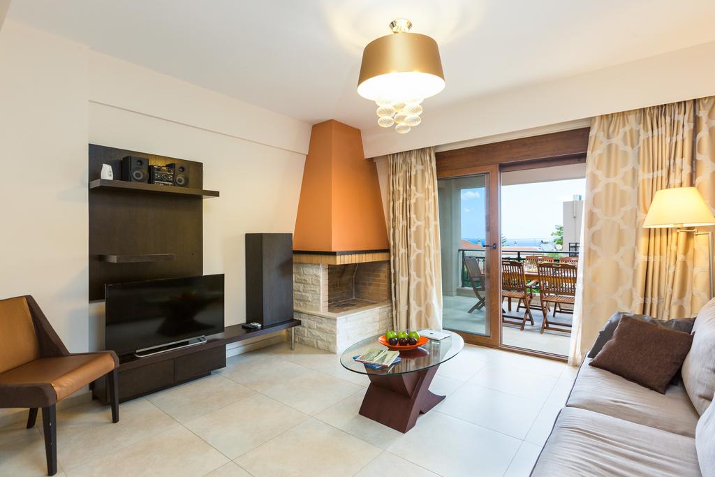 Pantheon Villas & Suites