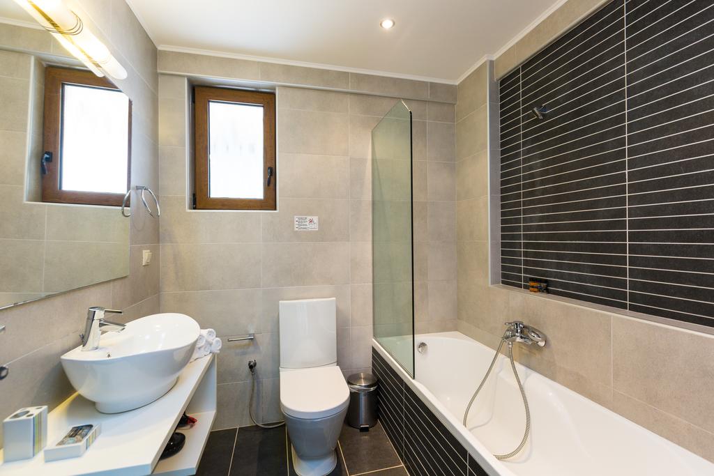 Pantheon Villas & Suites