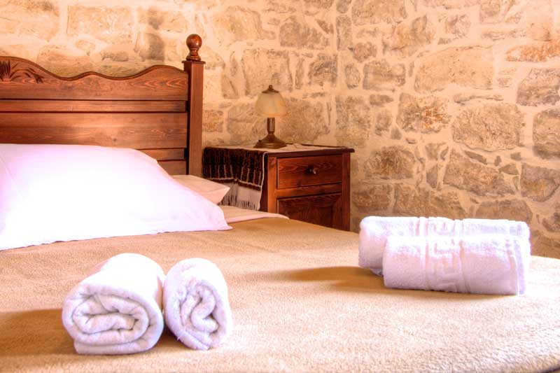 Stone Village Petrino Horio