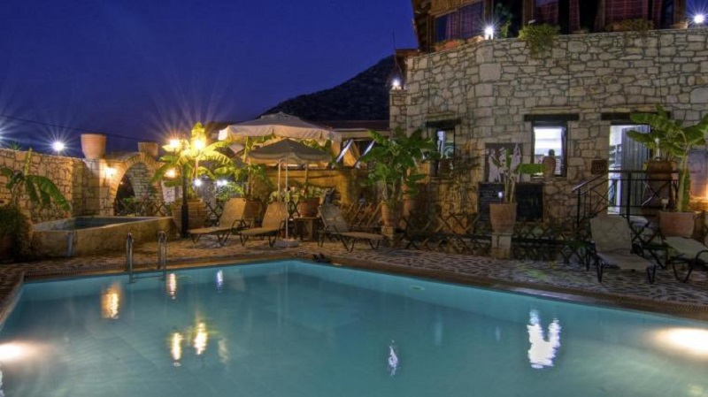 Stone Village Petrino Horio