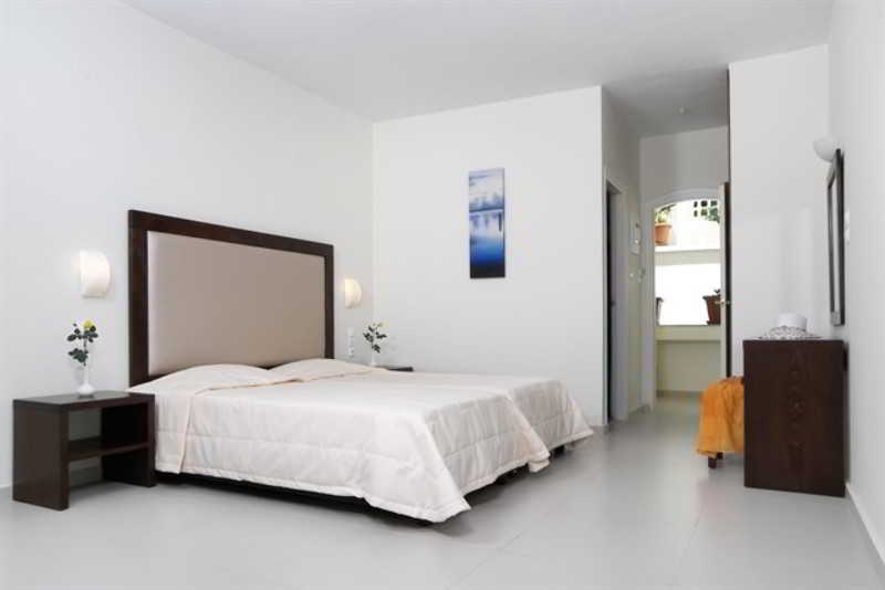 Troulis Apart-Hotel