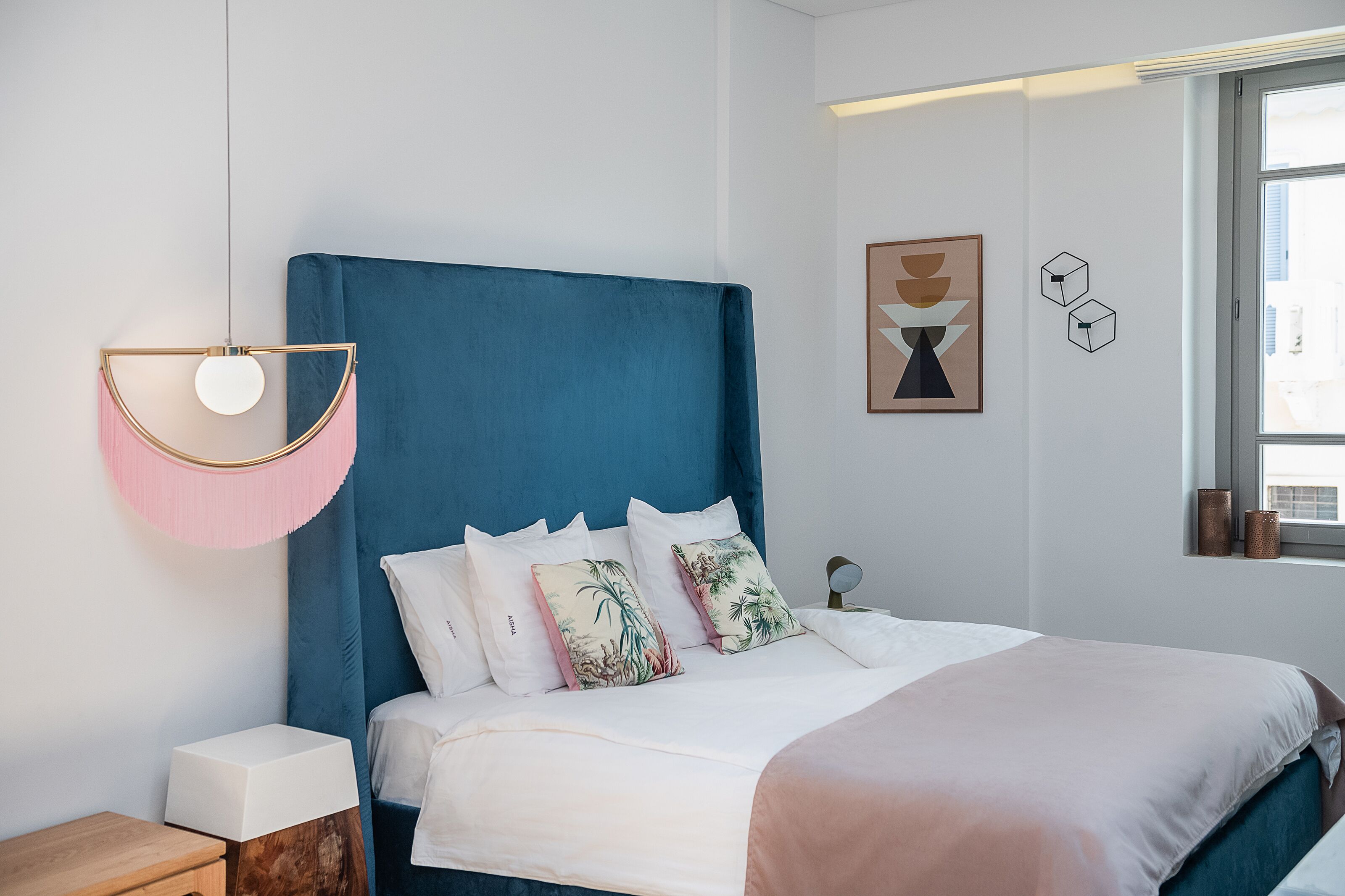 Nyx Chic Manor hotel