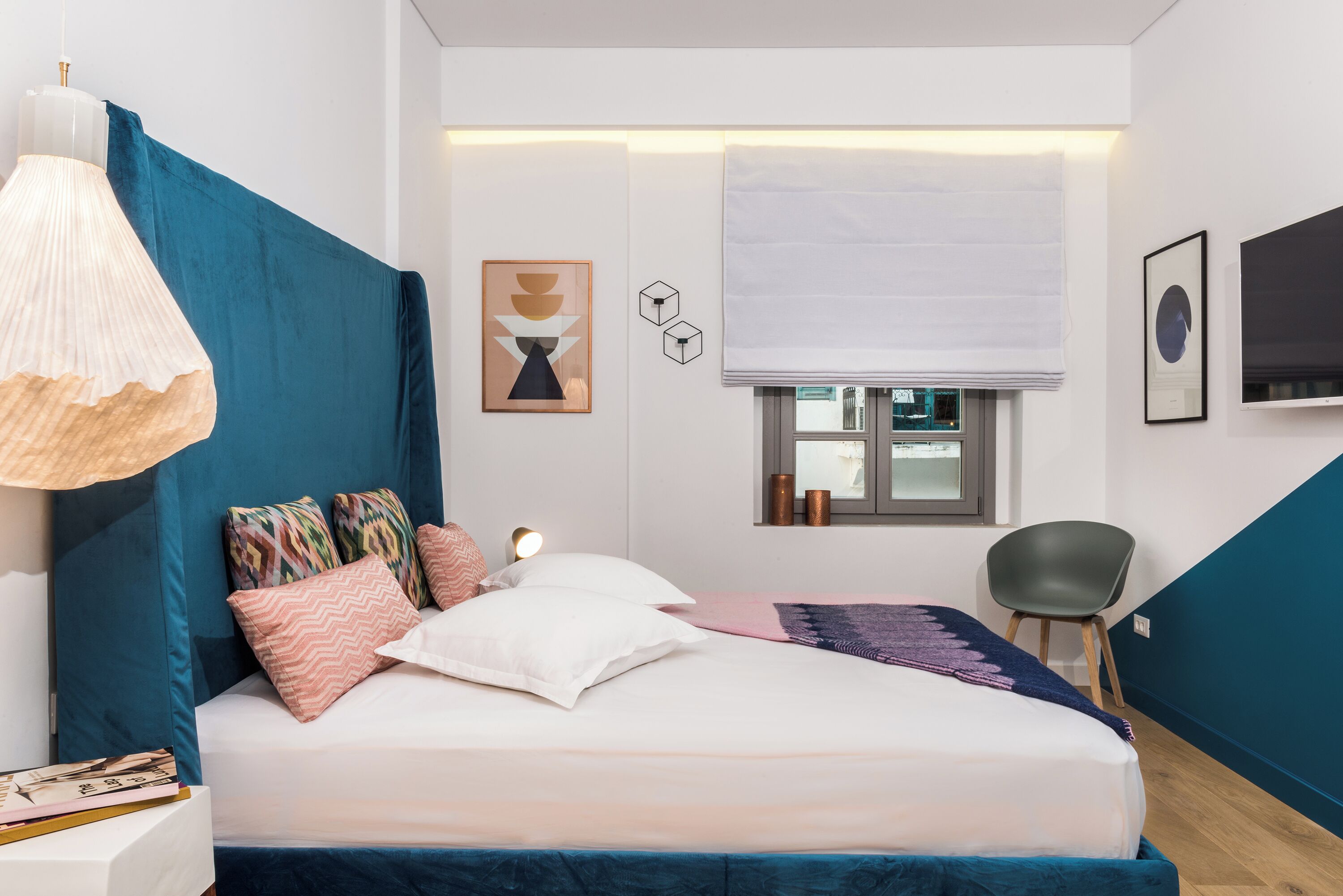 Nyx Chic Manor hotel