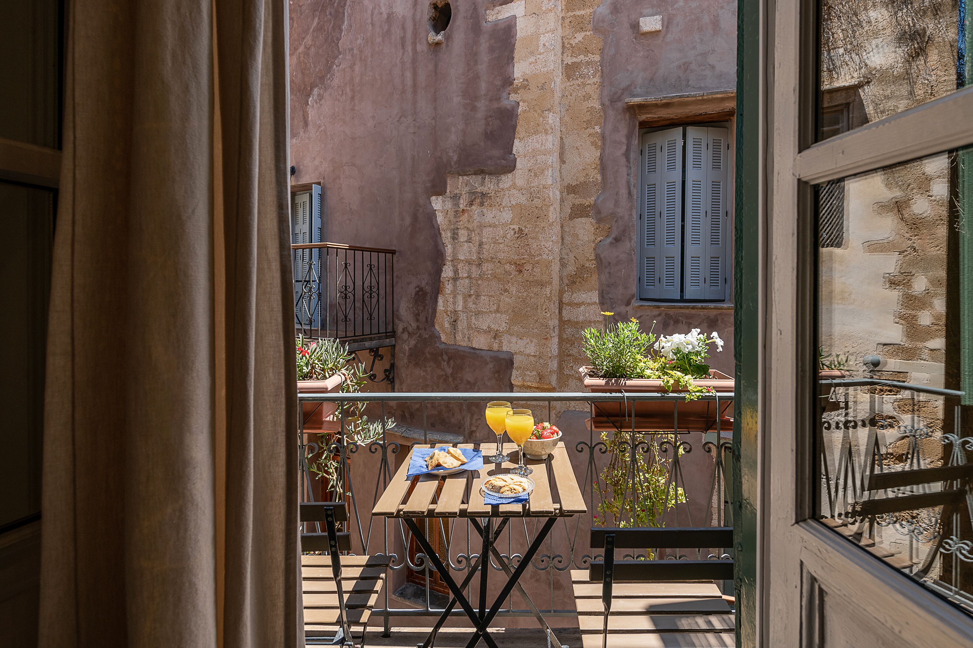 Antica Casa Studios
