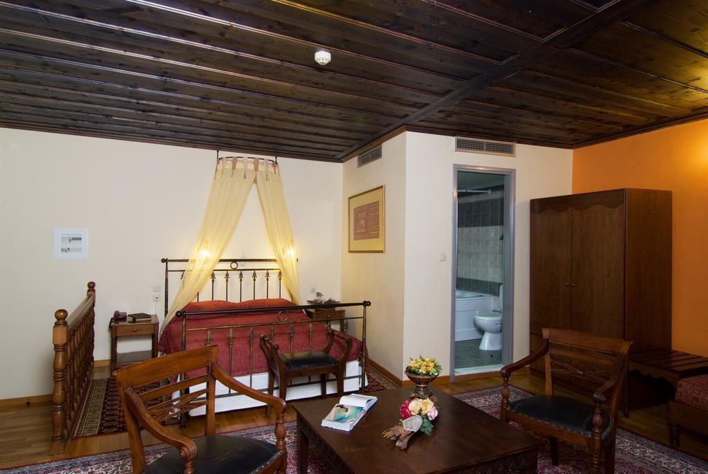 Belmondo Hotel & Suites