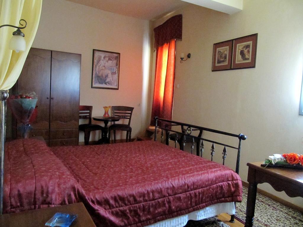Belmondo Hotel & Suites