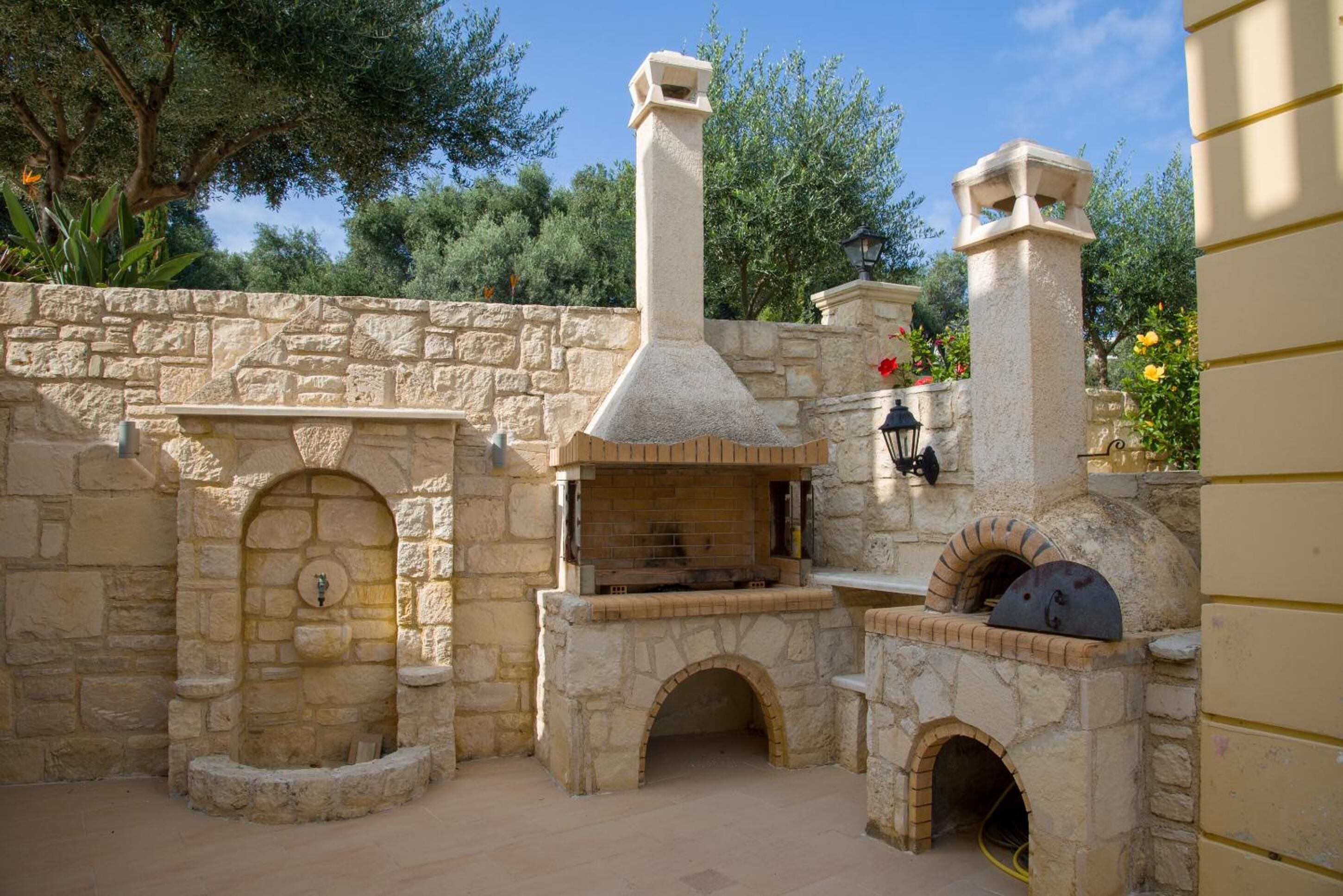 Casa Leone Suites