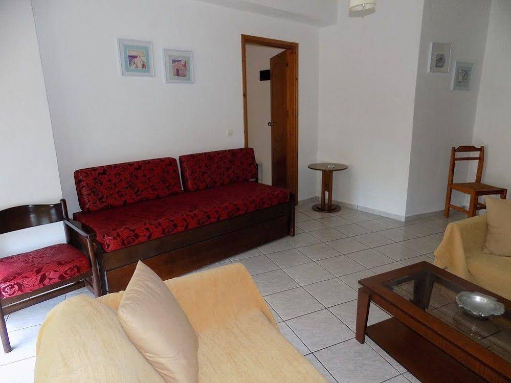 Hotel  Christina Apartments