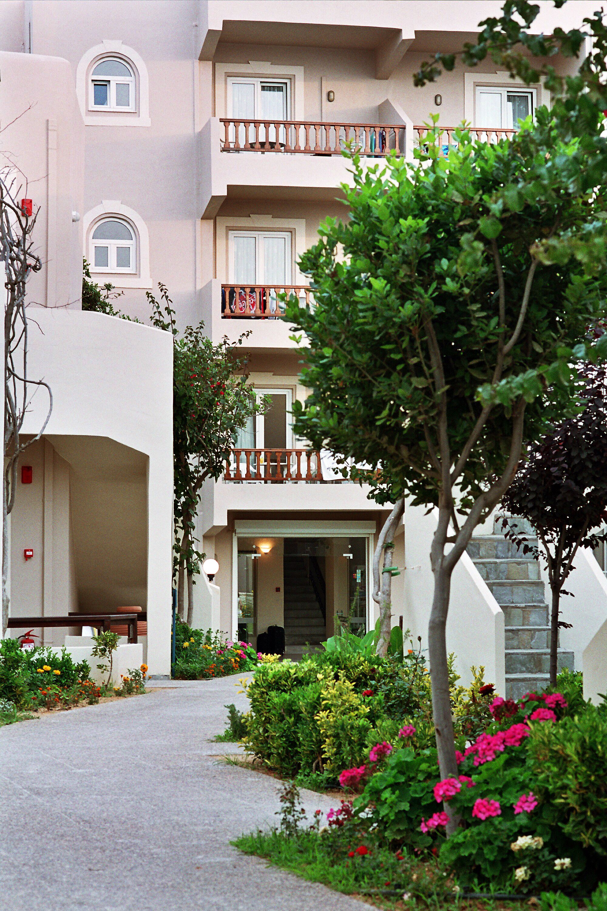 Corinna Mare Suites & Studios