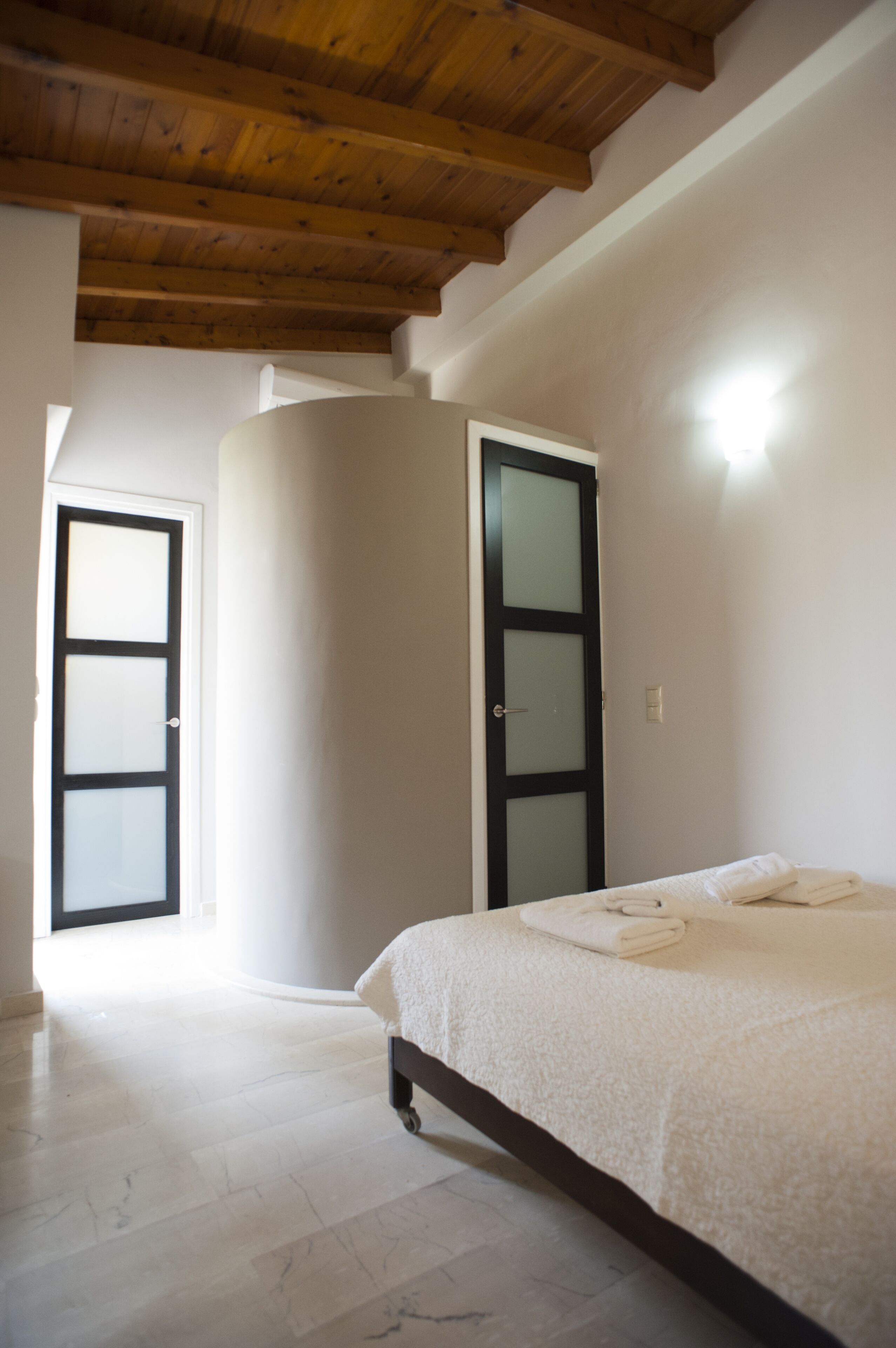Corinna Mare Suites & Studios