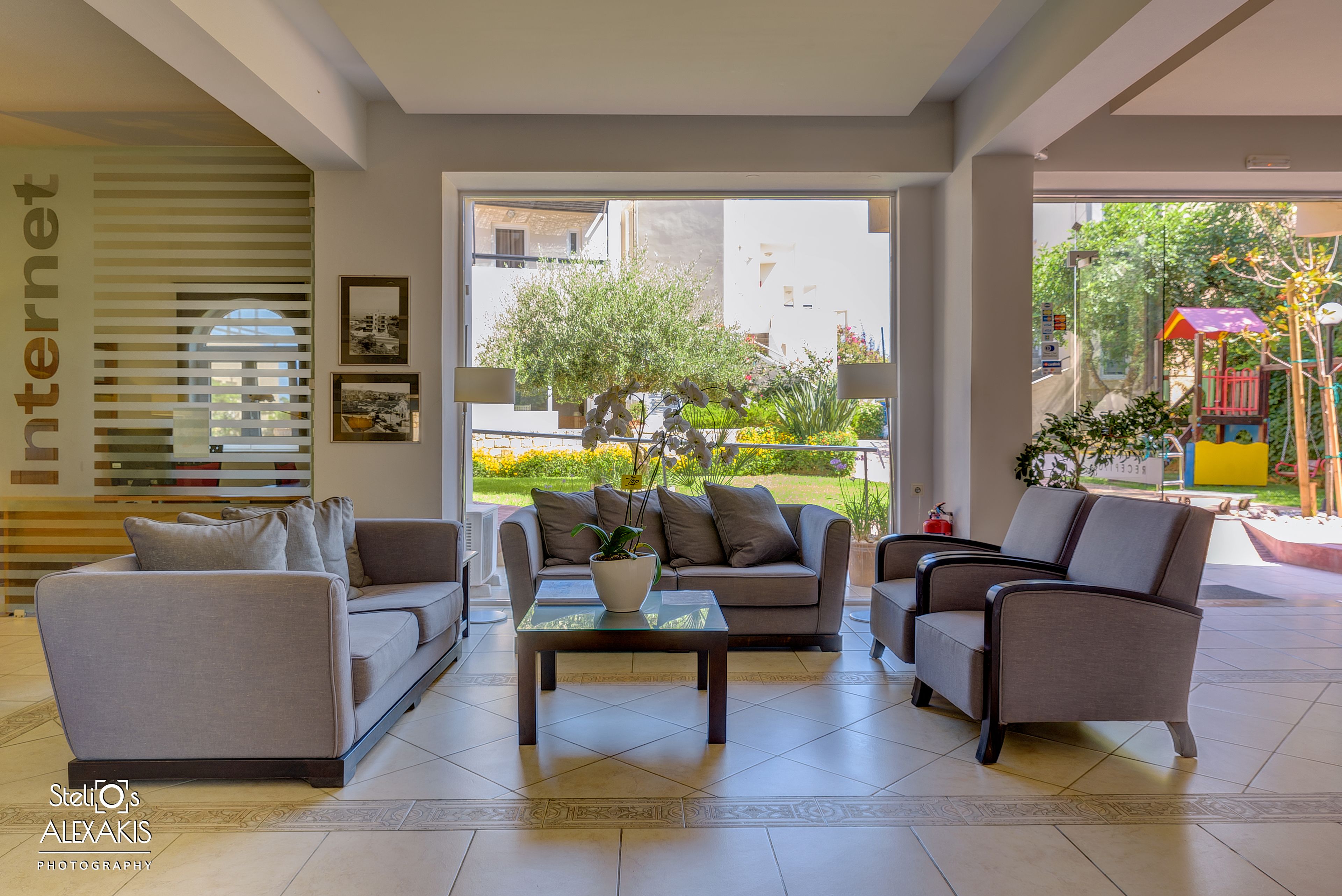 Corinna Mare Suites & Studios