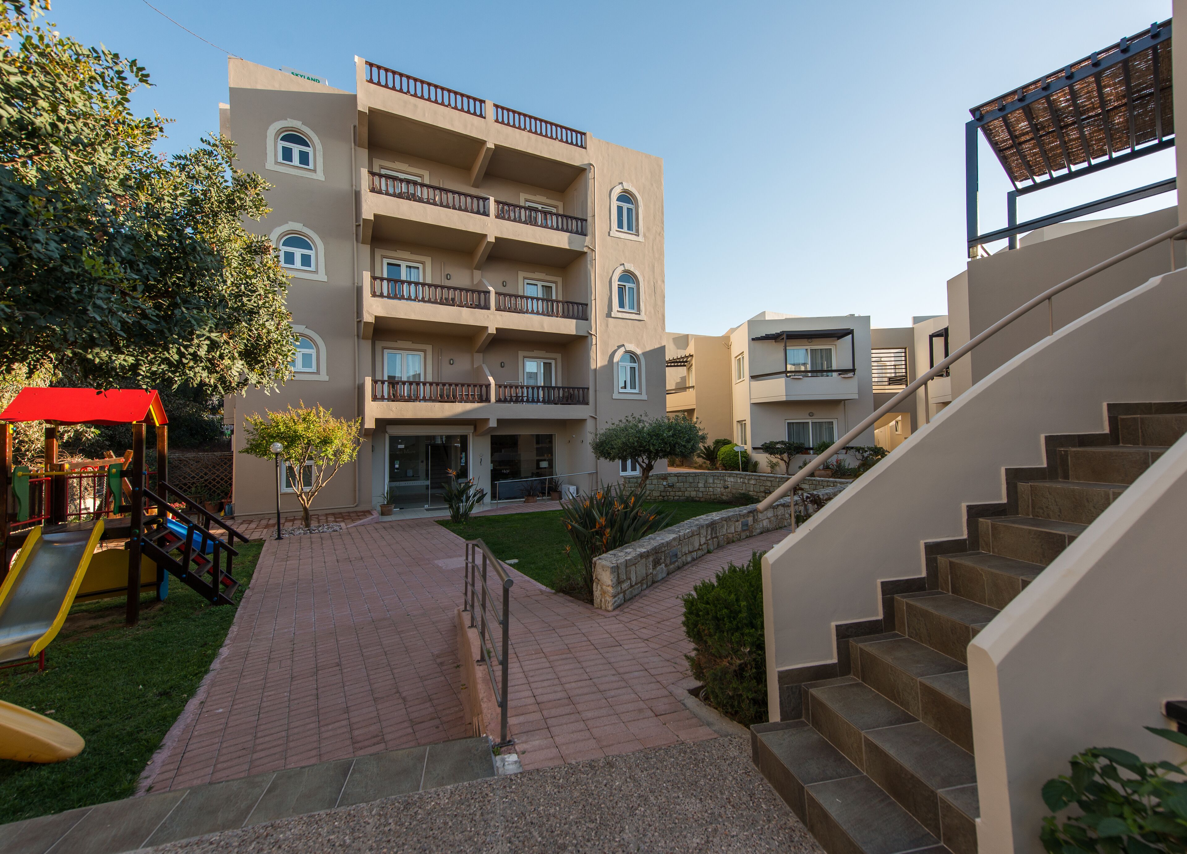 Corinna Mare Suites & Studios