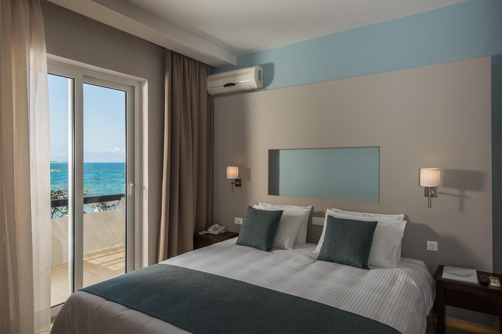 Corinna Mare Suites & Studios