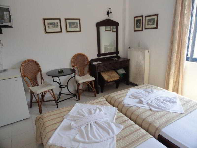 Danaos Hotel