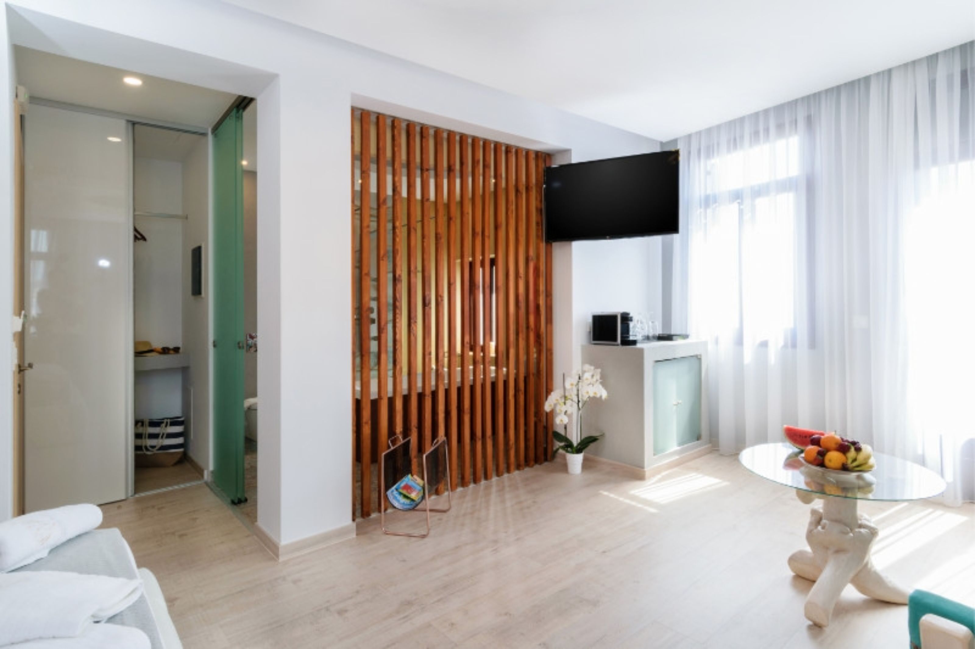 Diamond Luxury Suites