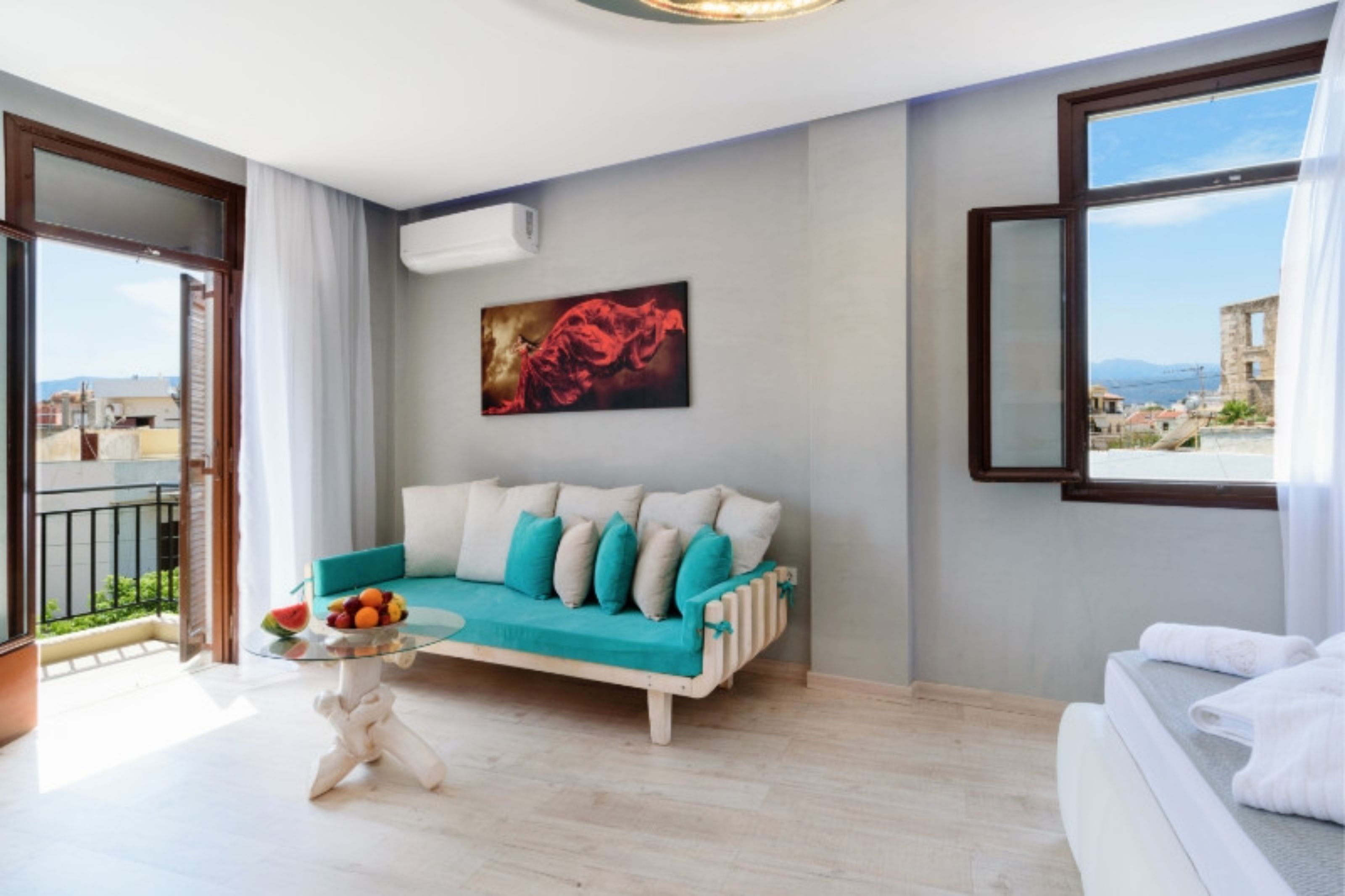 Diamond Luxury Suites