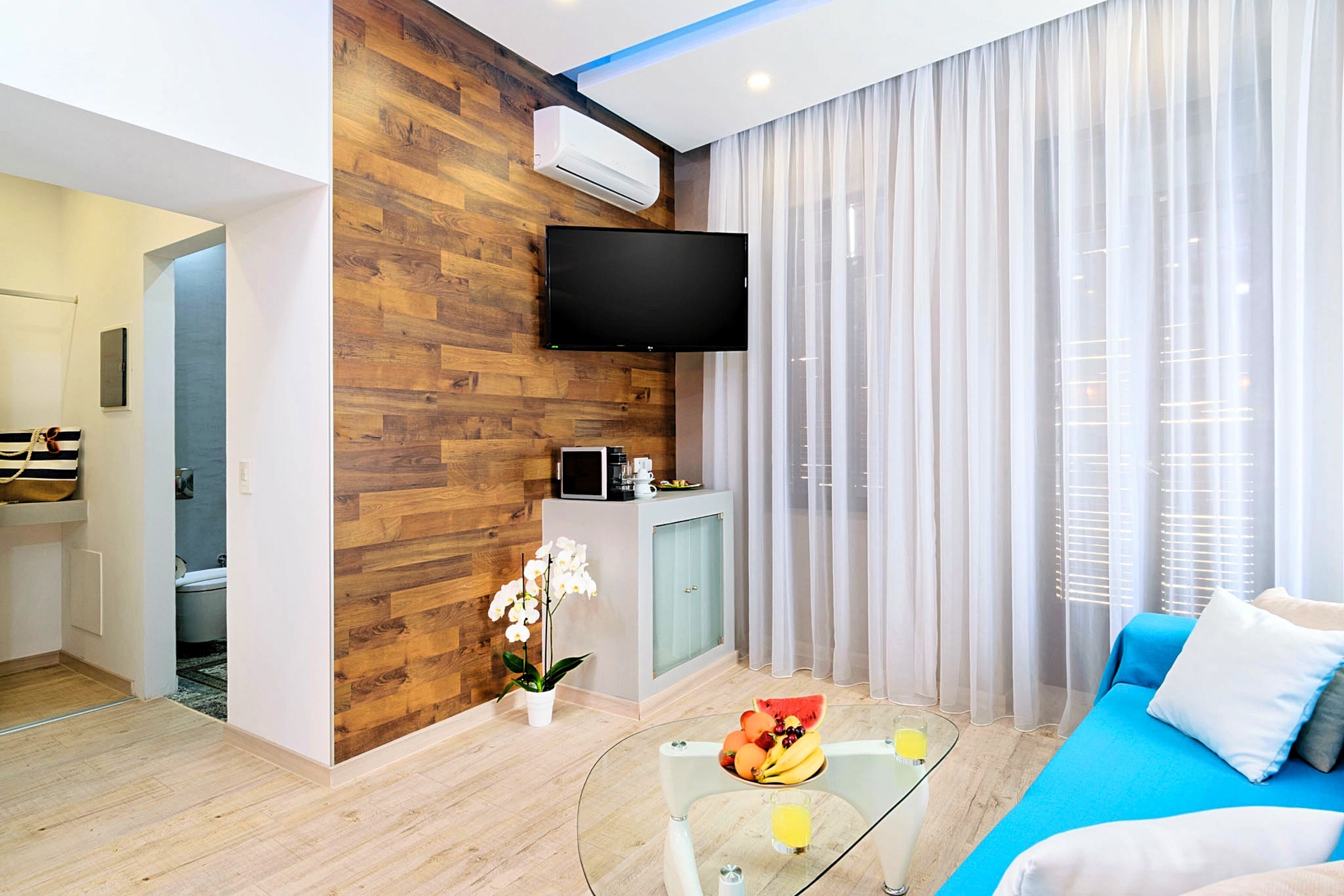 Diamond Luxury Suites