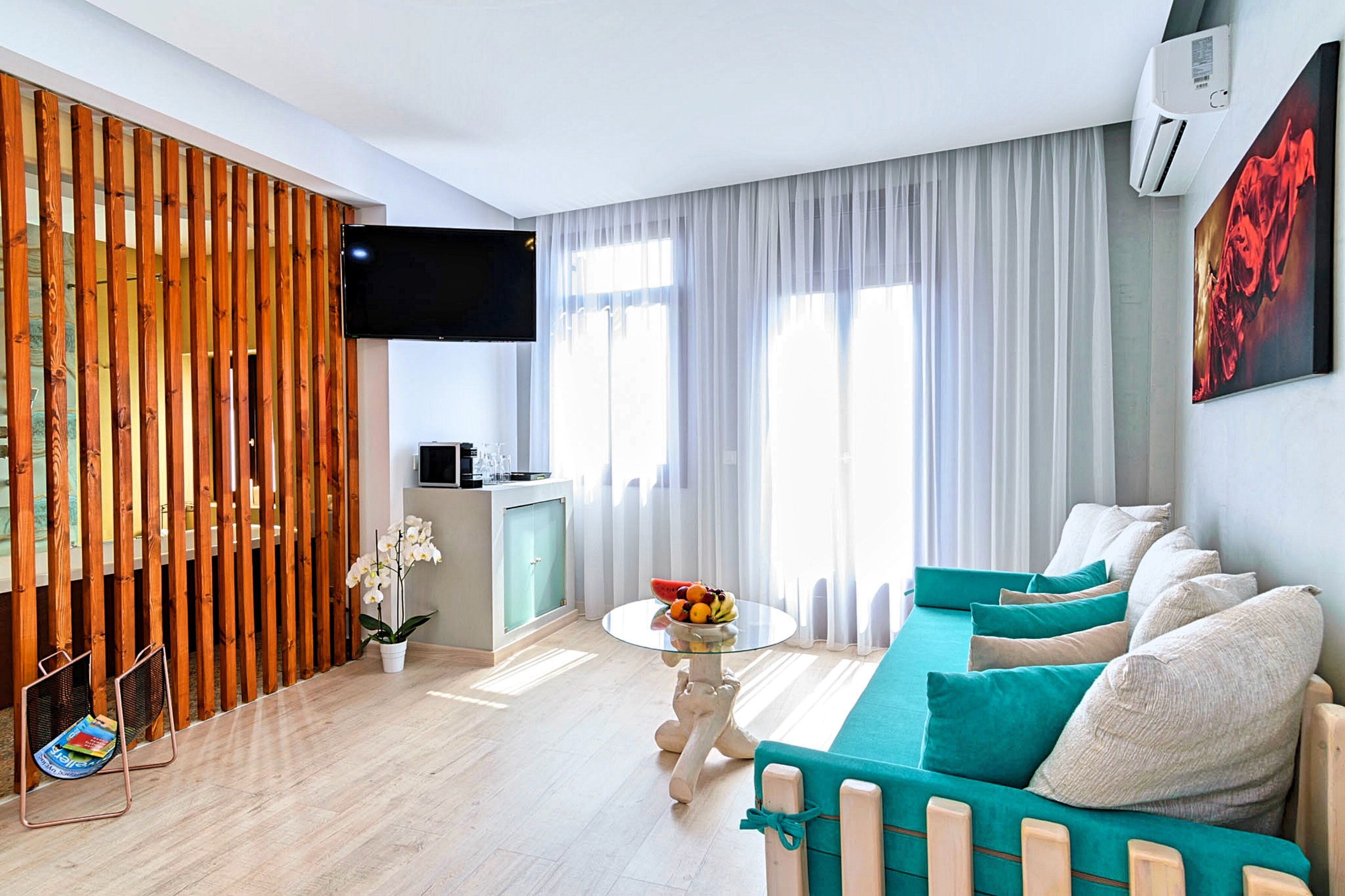 Diamond Luxury Suites