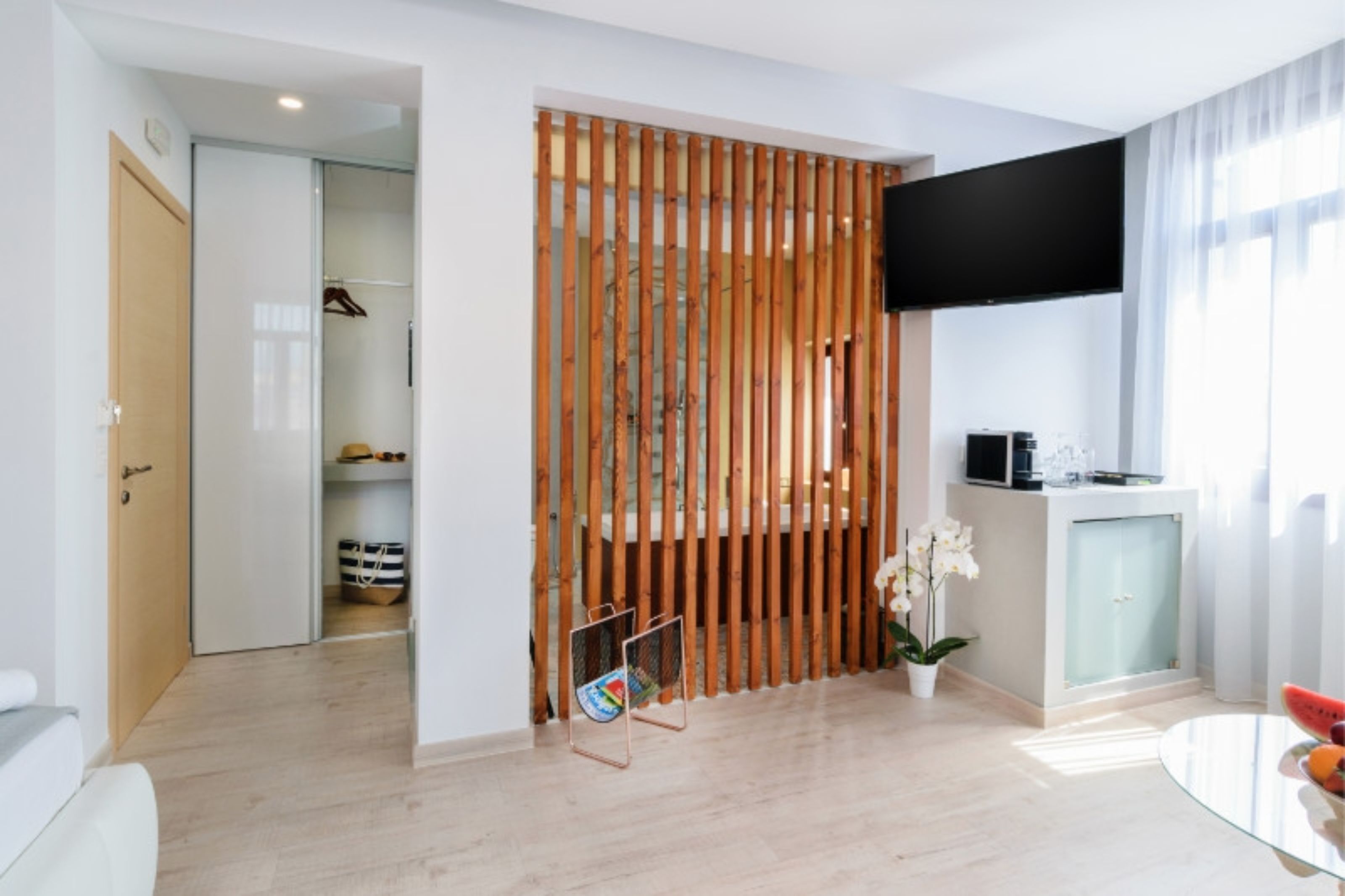 Diamond Luxury Suites