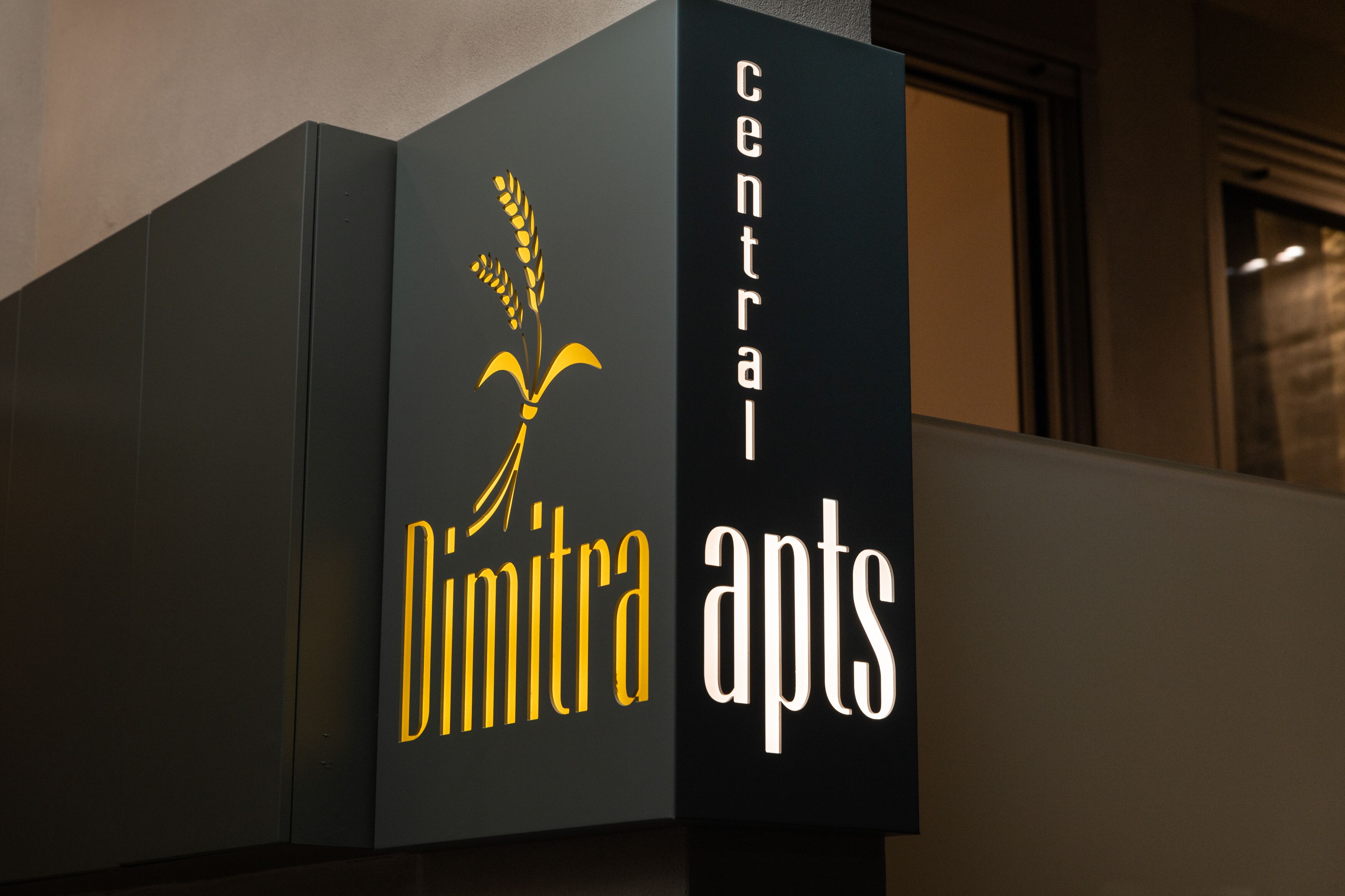 Dimitra Central Apts