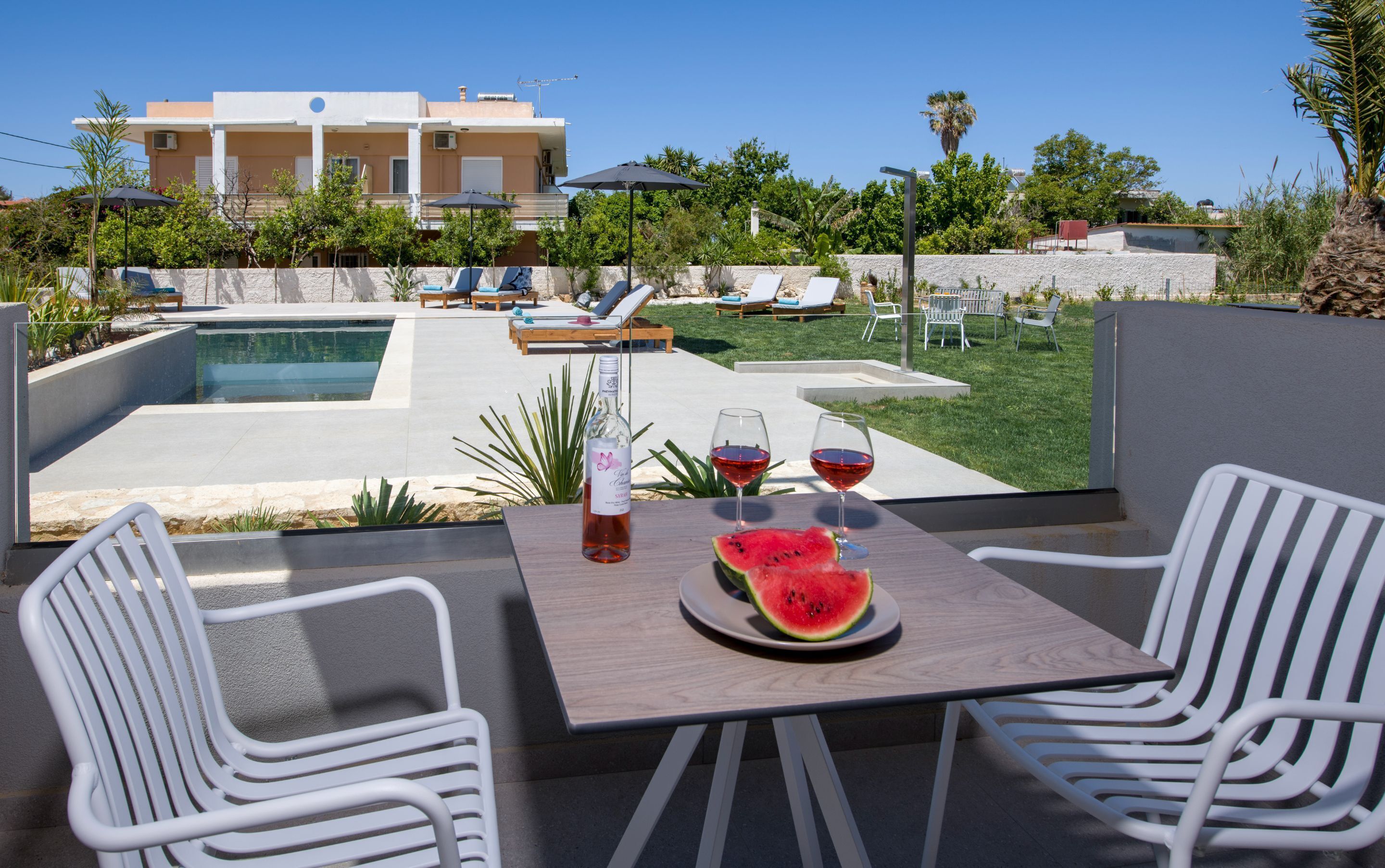 Eleanthi Modern Living