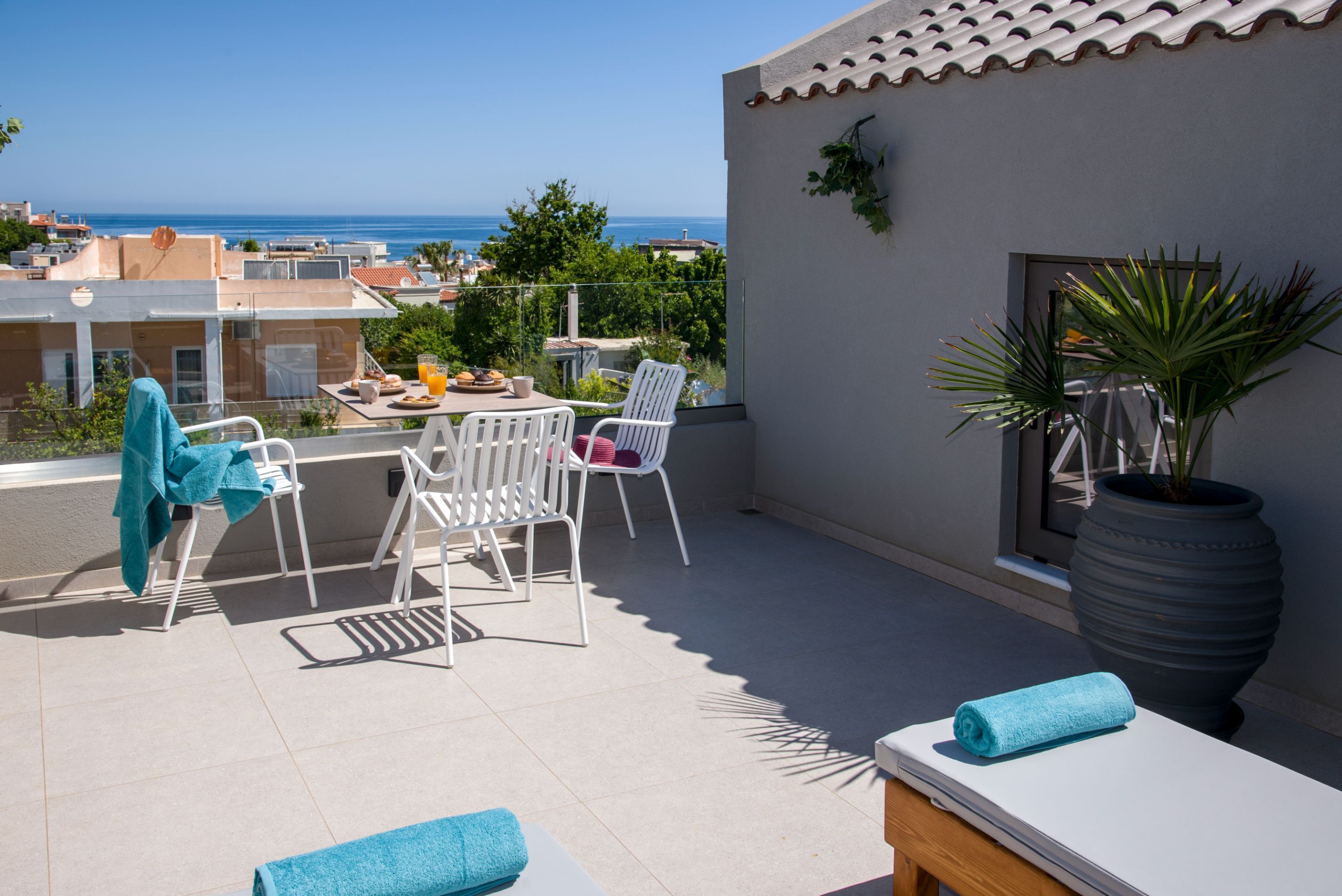 Eleanthi Modern Living