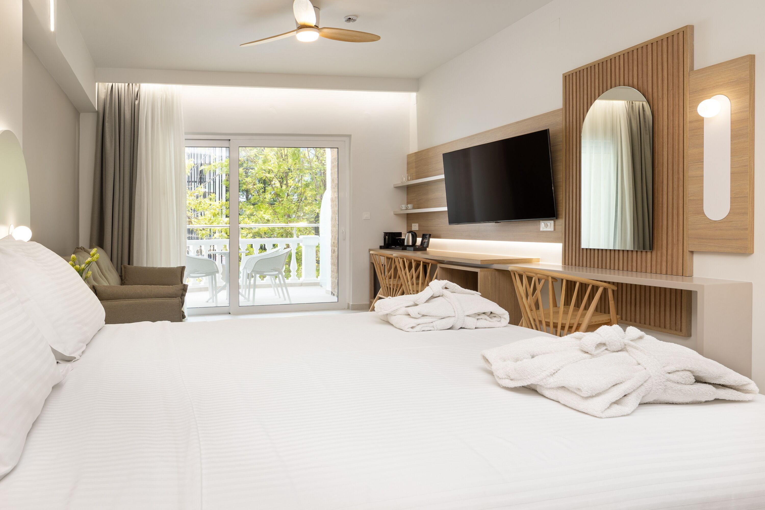 Epavli Grace Hotel