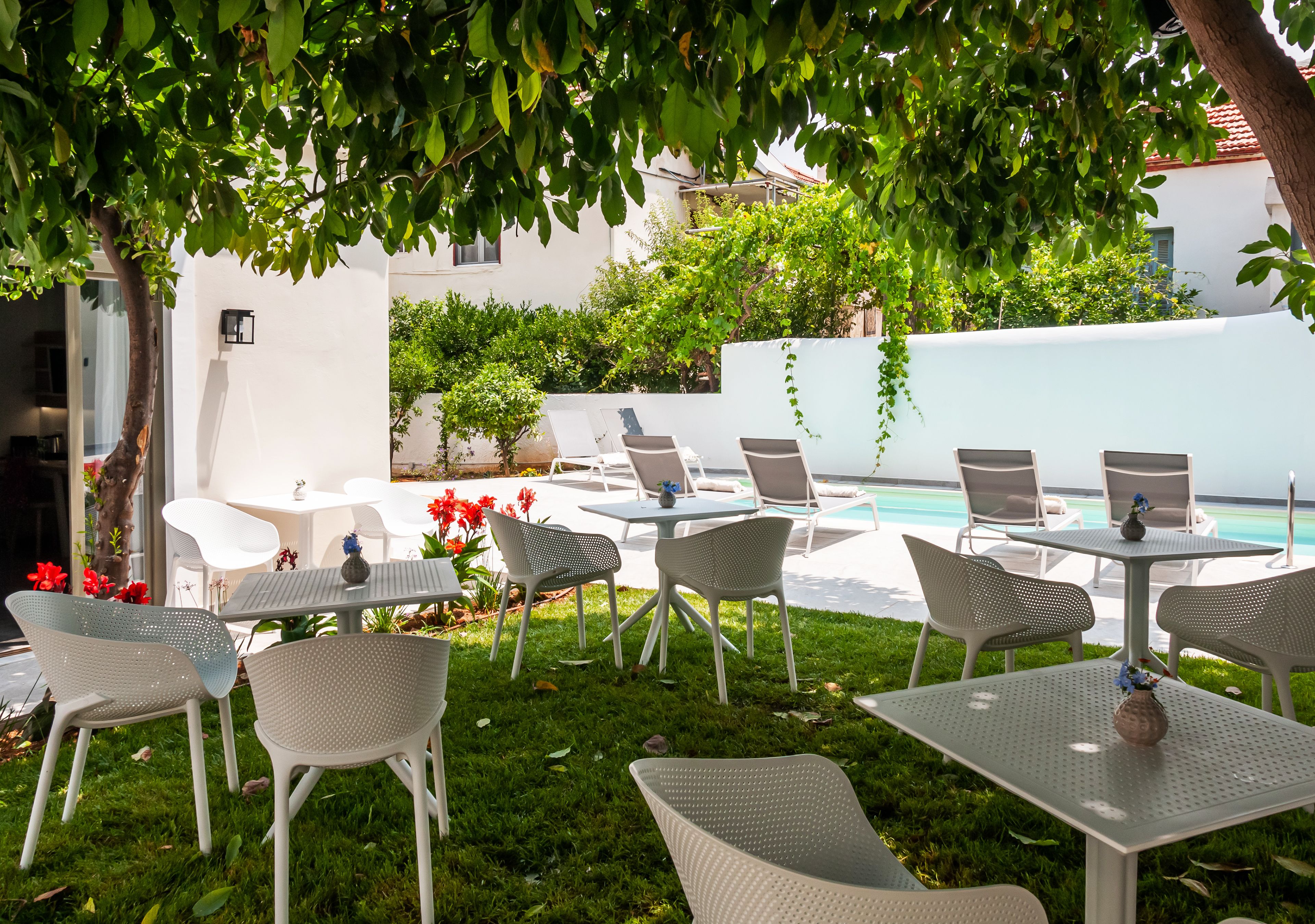 Epavli Boutique Hotel