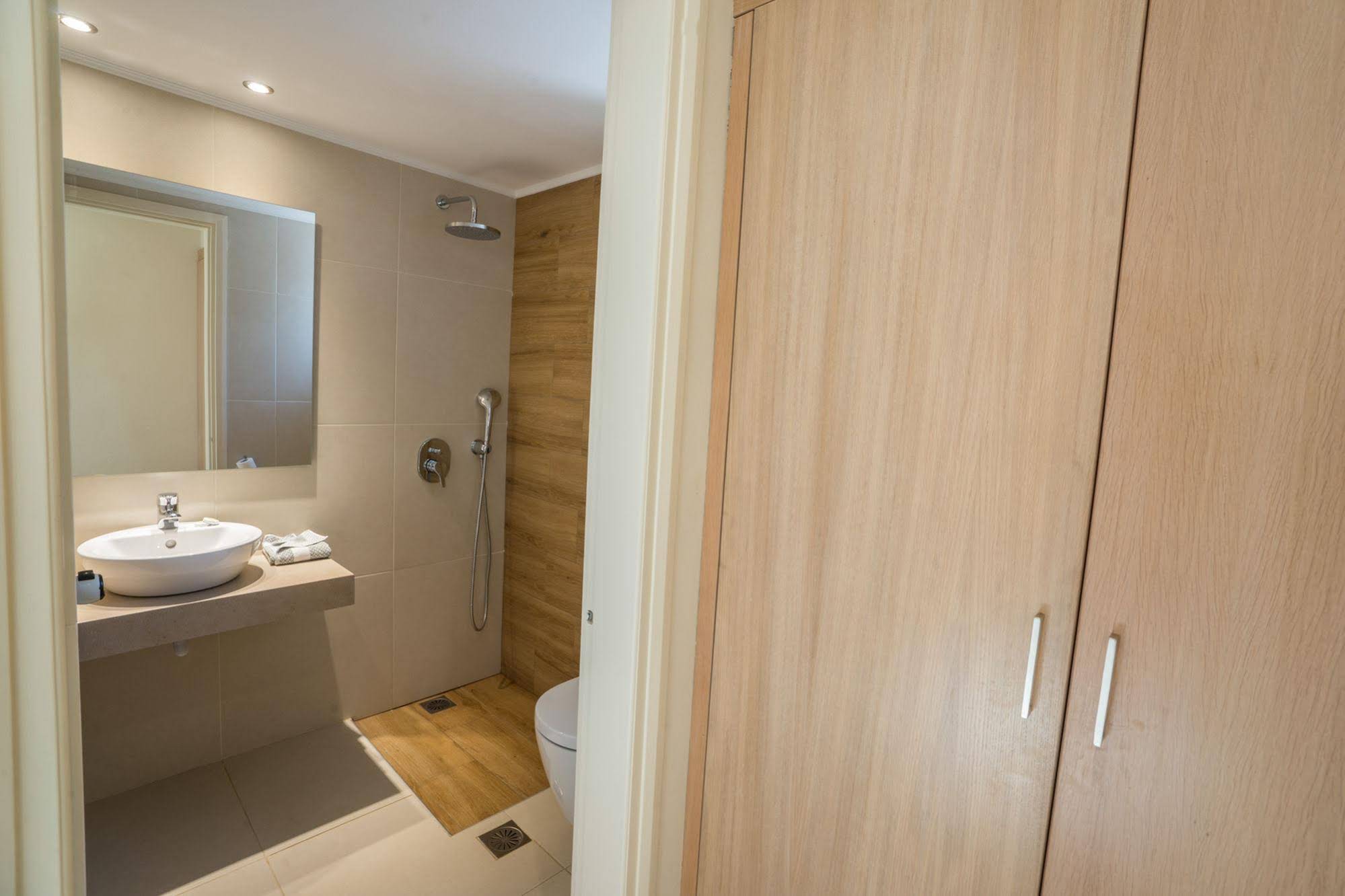 Golden Bay Suites