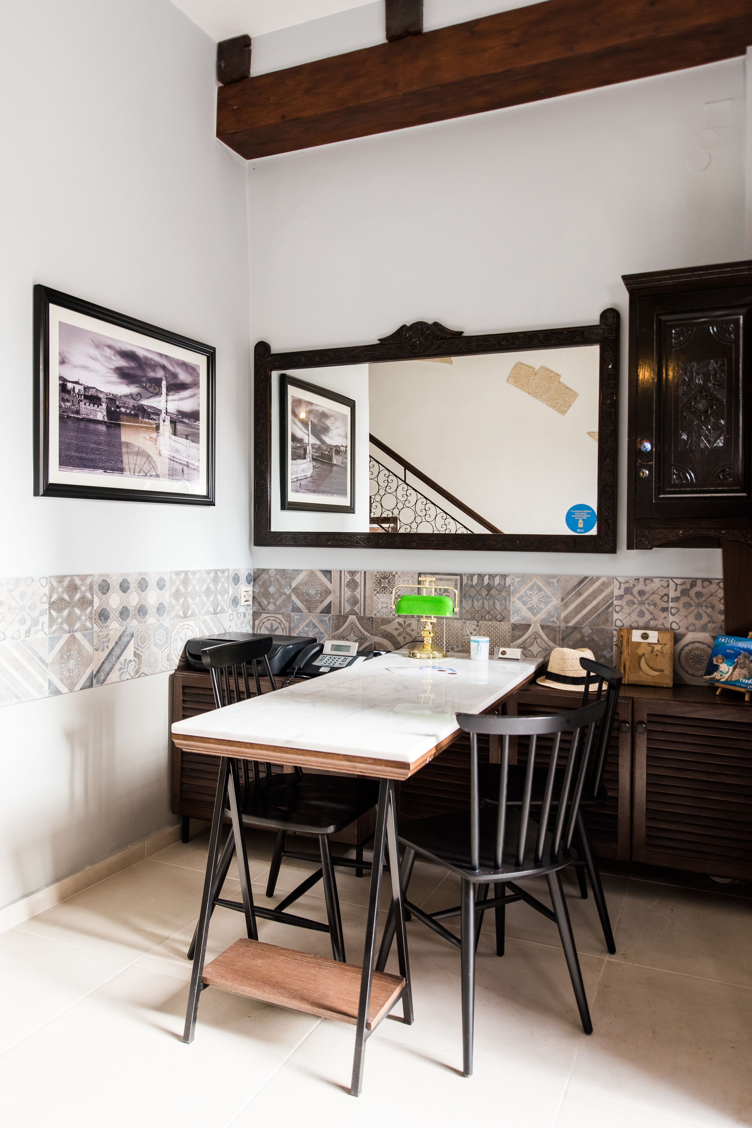 Harismari Cozy Hotel