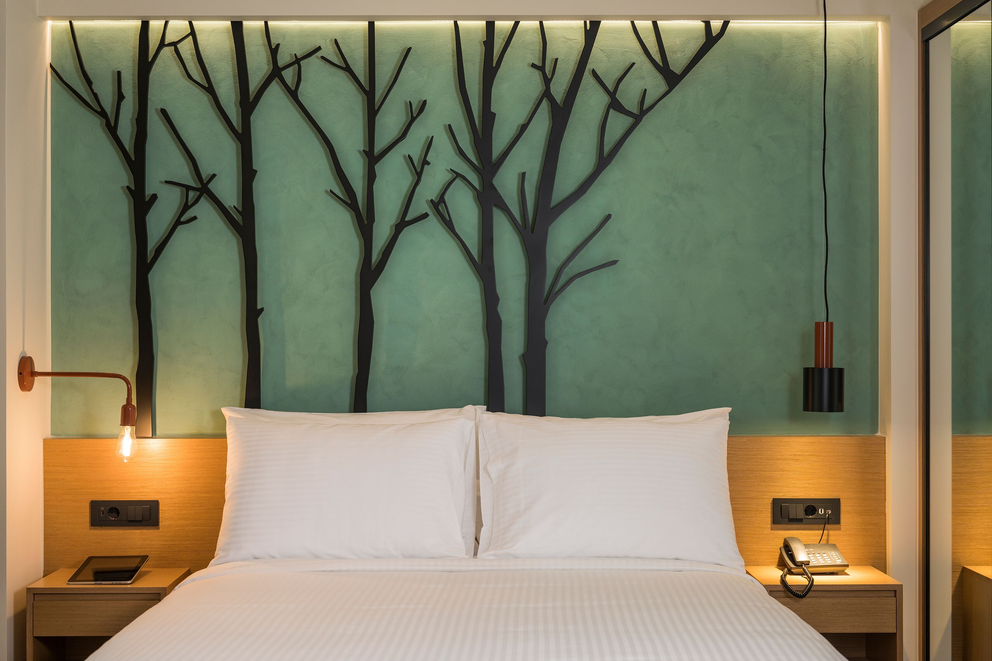 Hyperion City Hotel