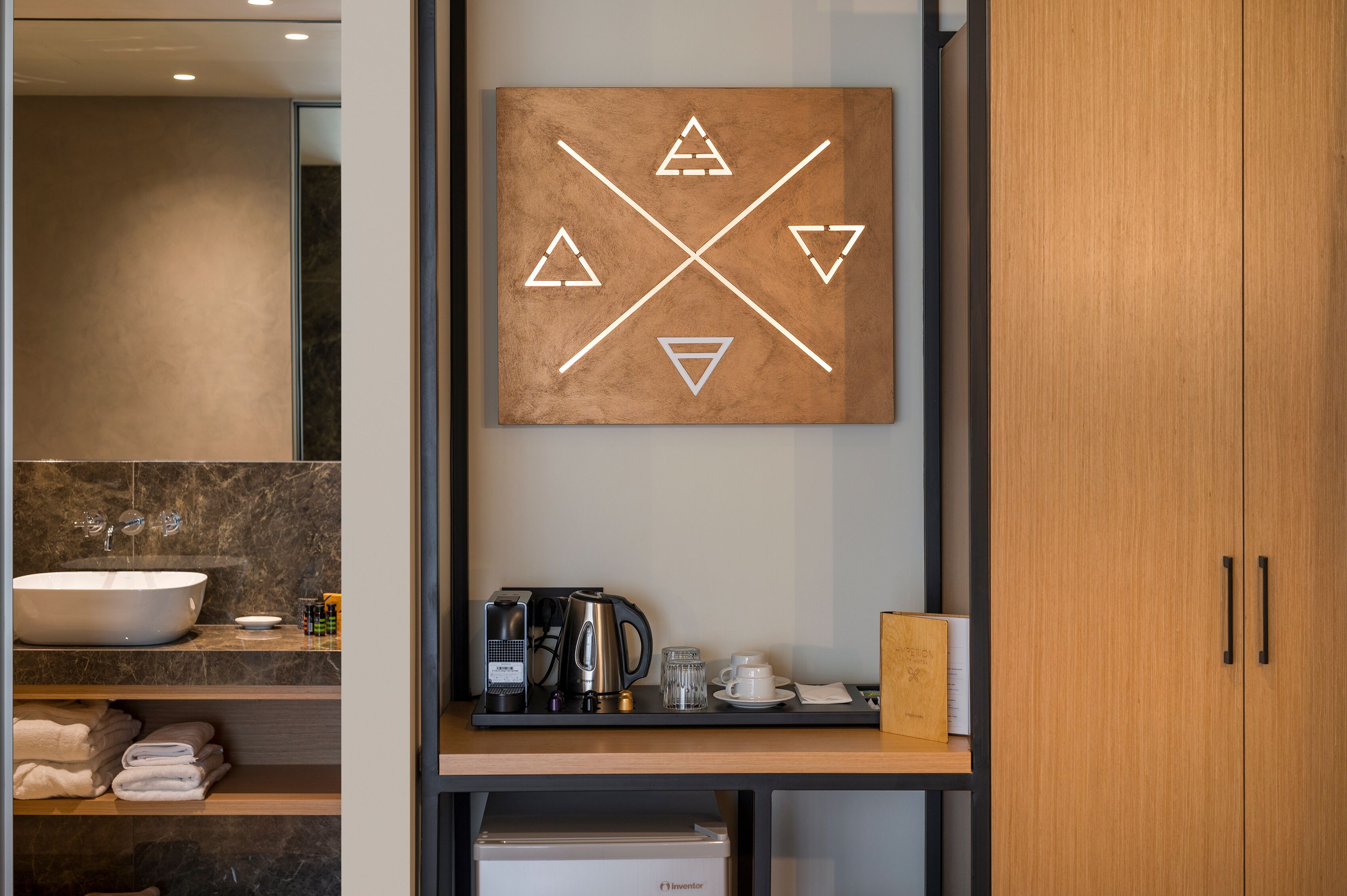 Hyperion City Hotel