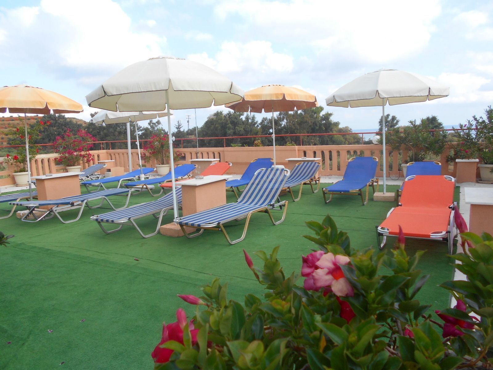 Ilona Hotel Apartments
