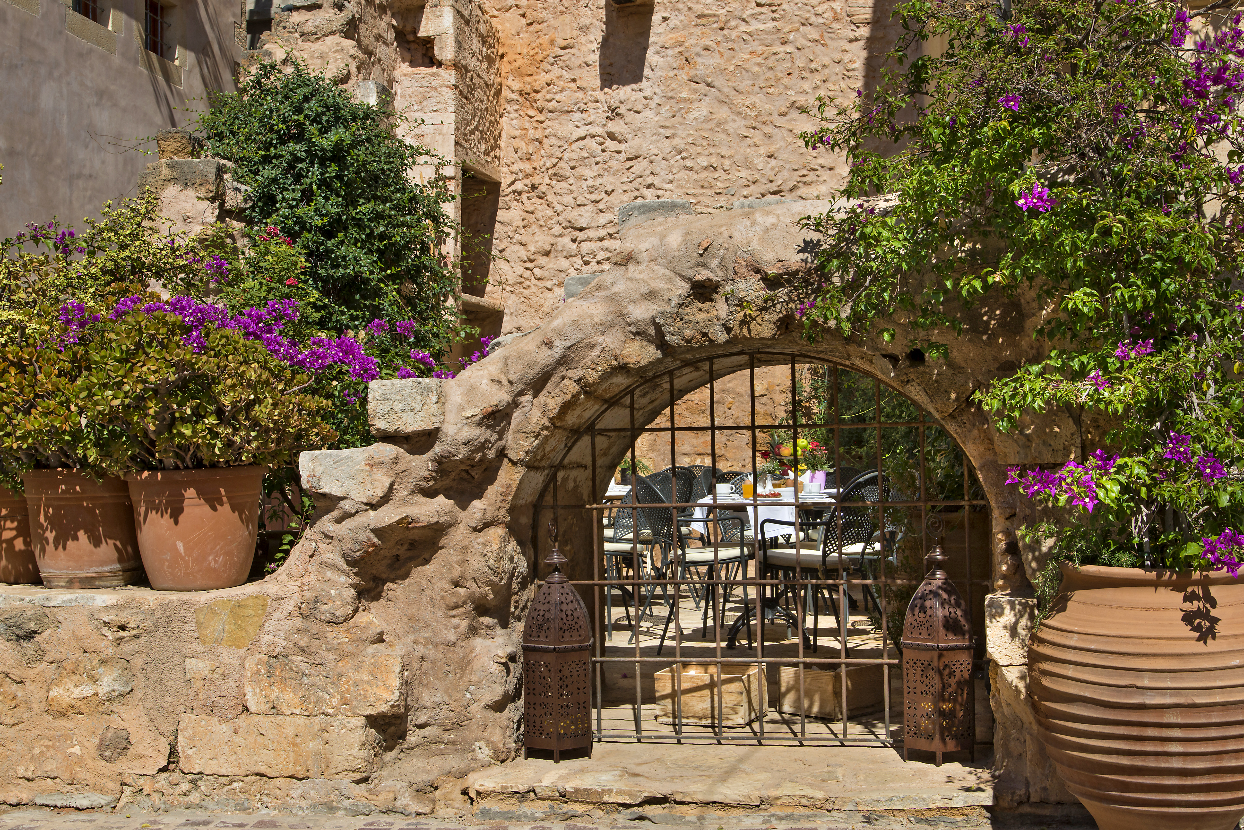 Ionas Boutique Hotel