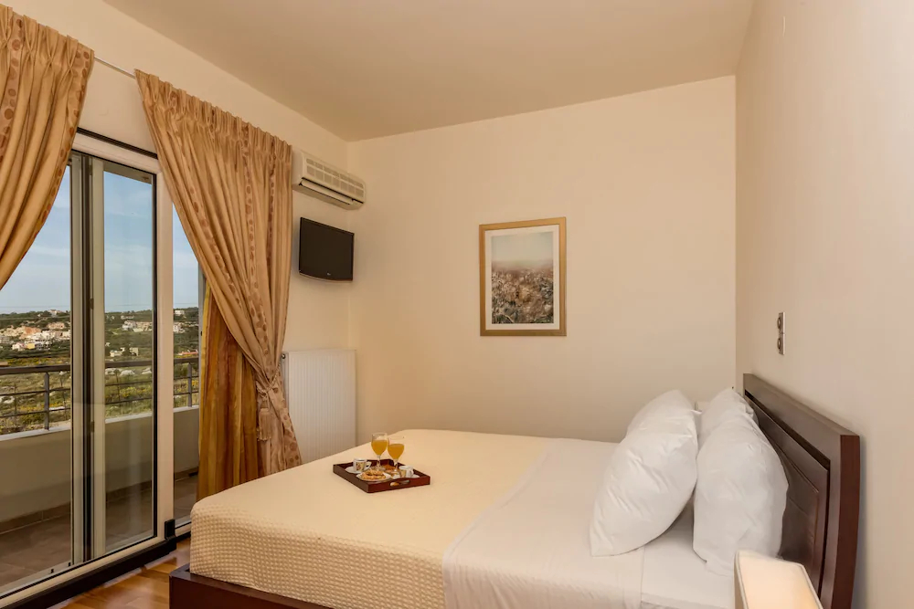 Karmilos Hill Villa