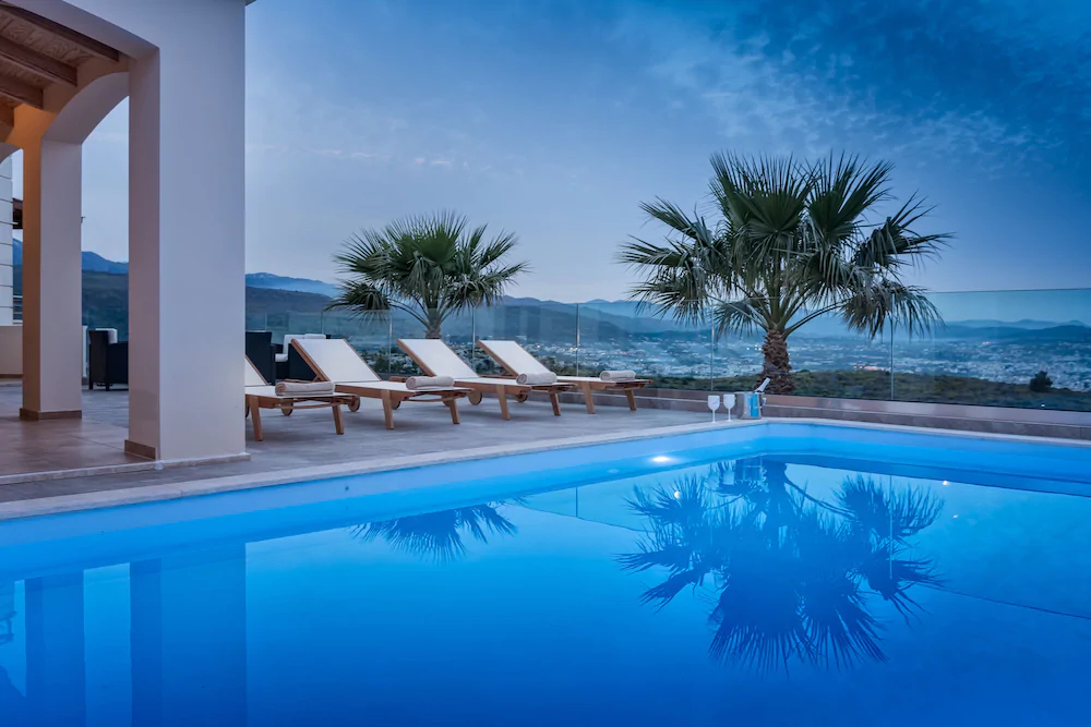 Karmilos Hill Villa