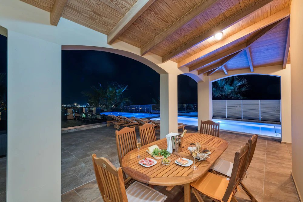 Karmilos Hill Villa