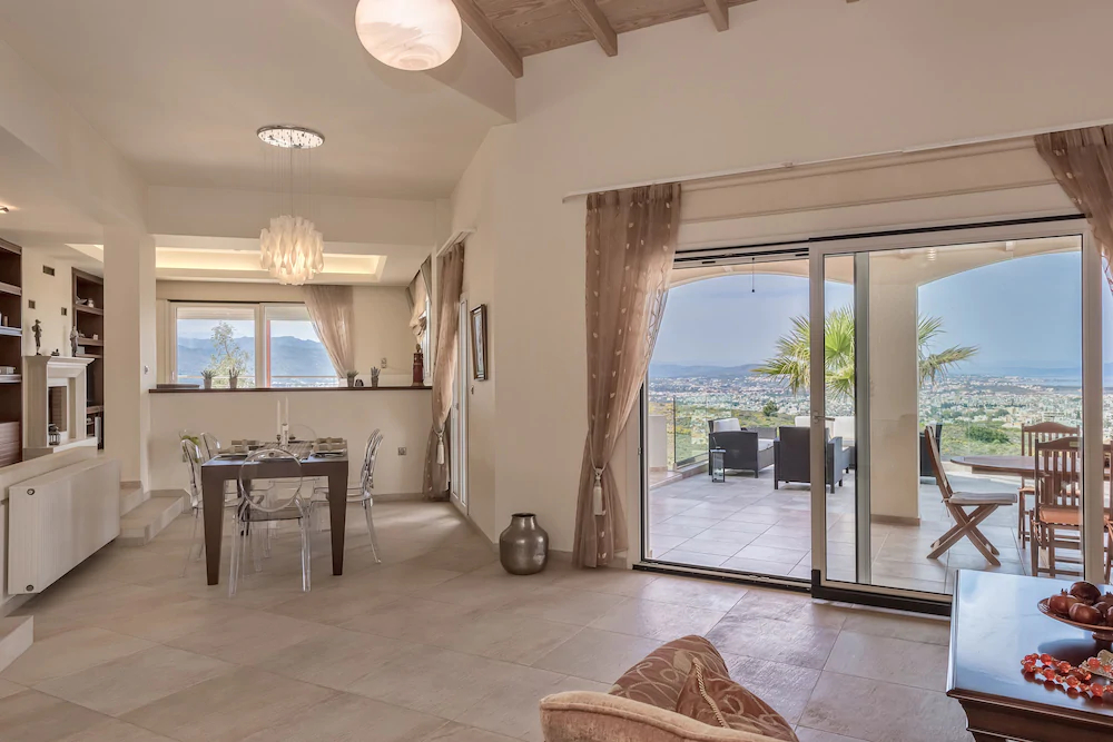 Karmilos Hill Villa