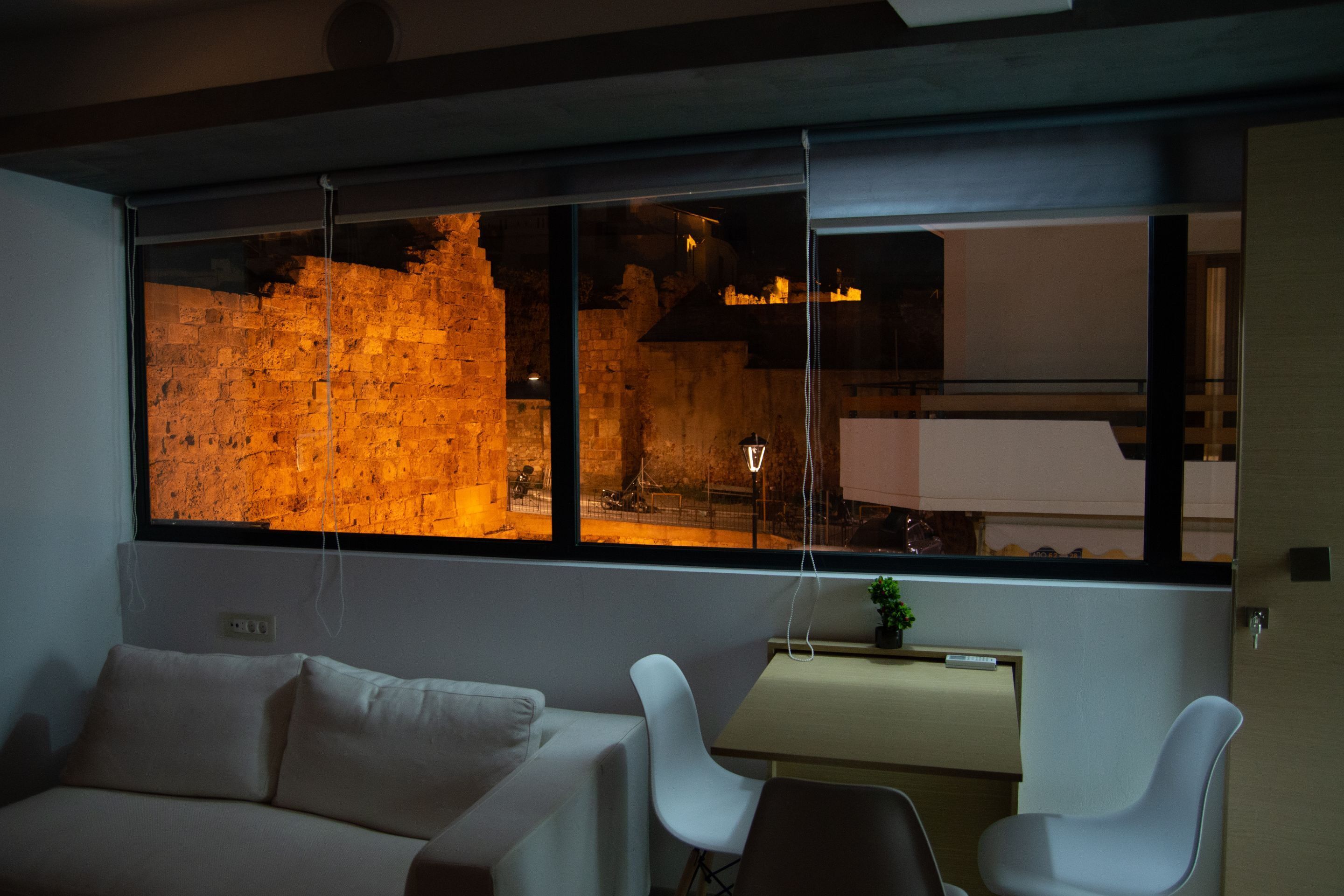 Kastren Rooms