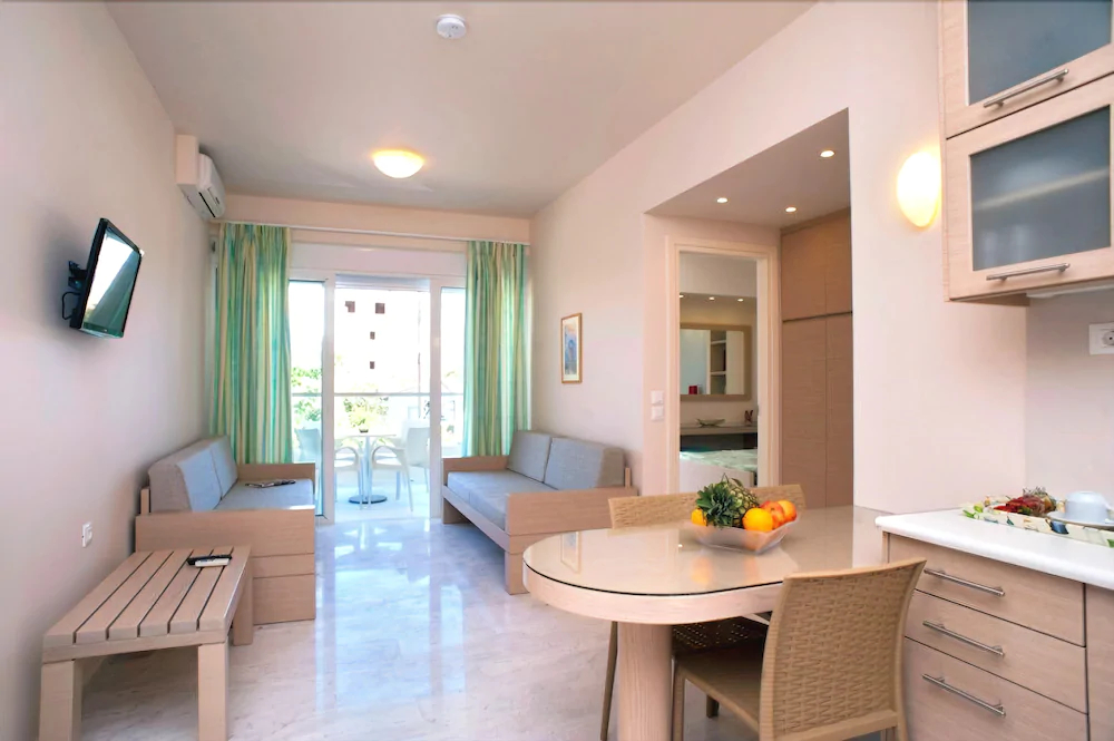 Kedrissos Hotel