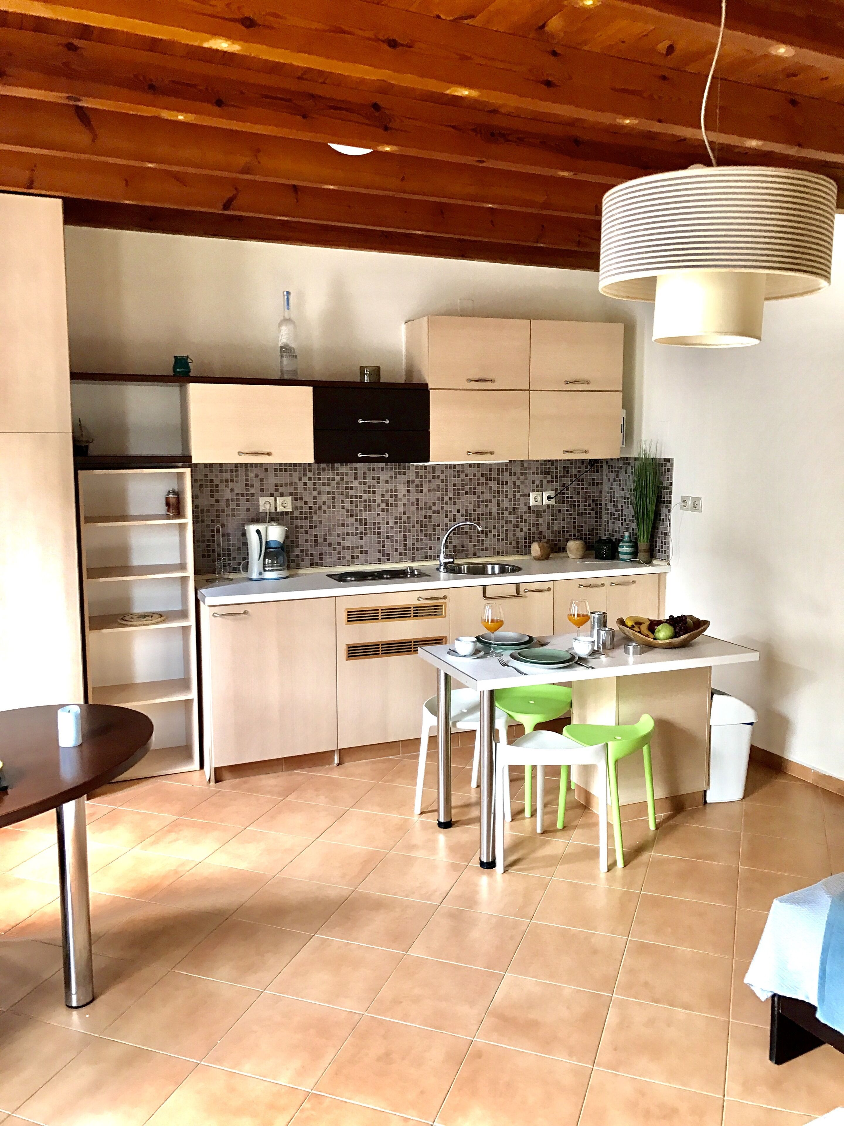 Lithinon Luxury Suites