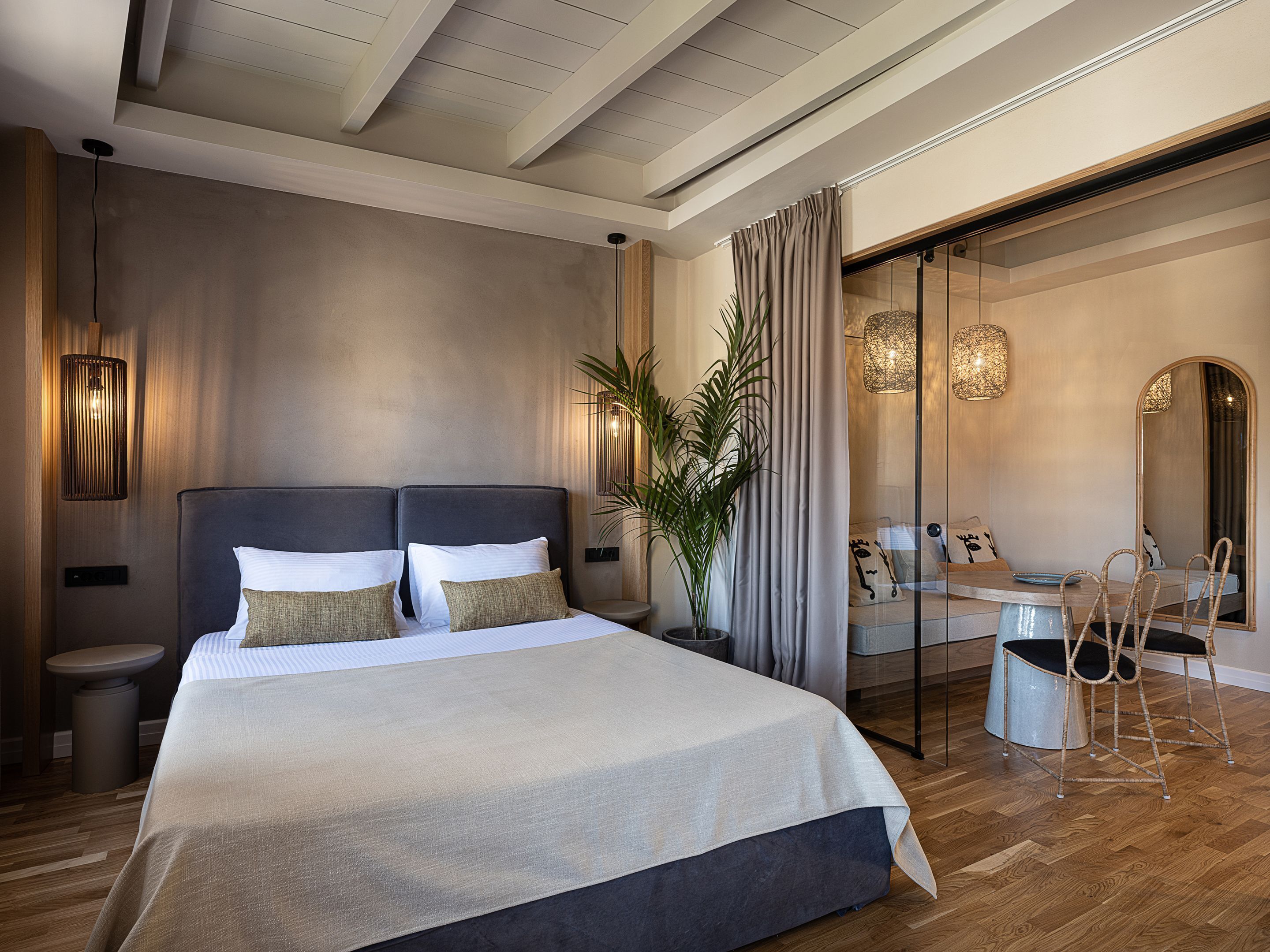 Lithinon Luxury Suites