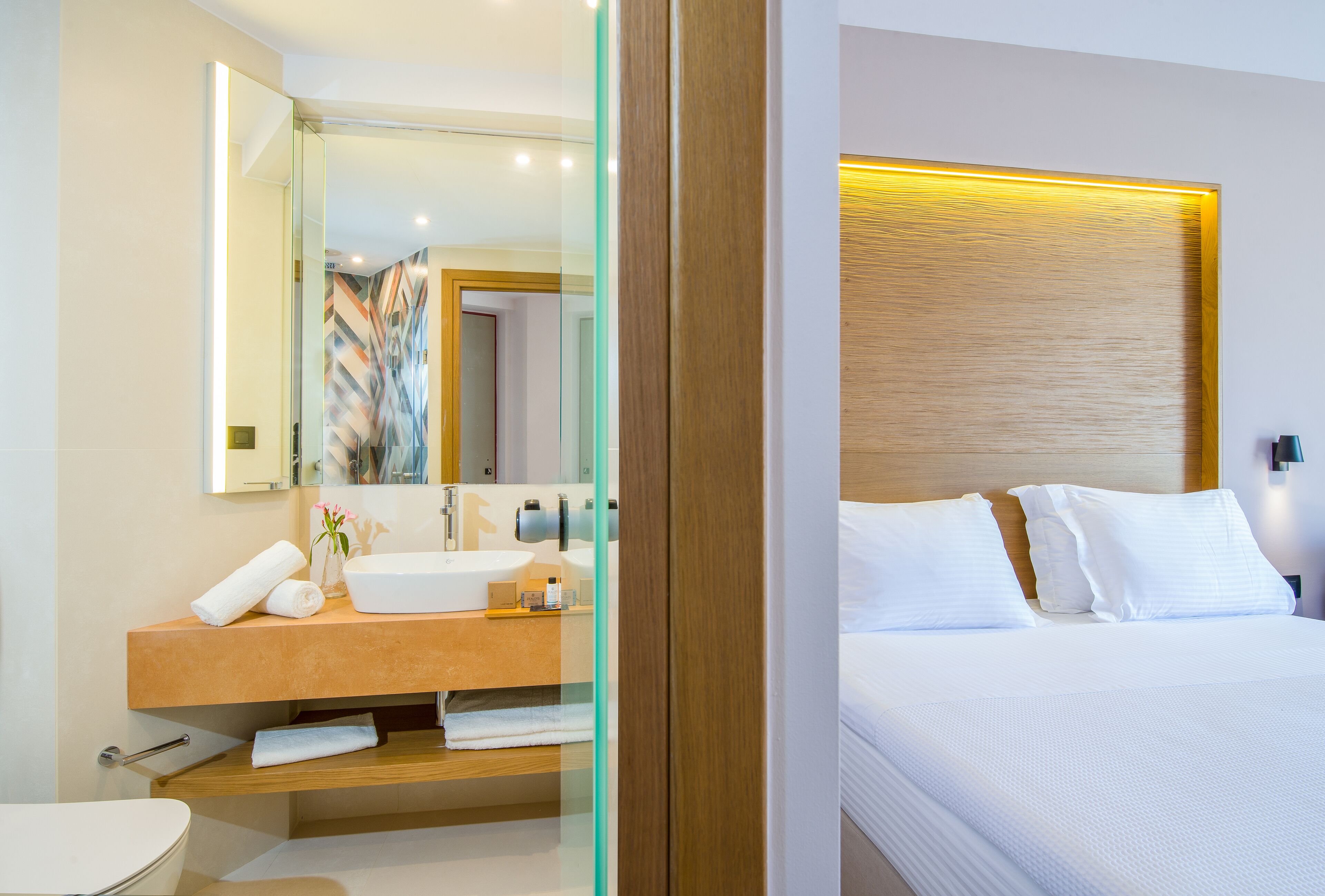 M City Hotel