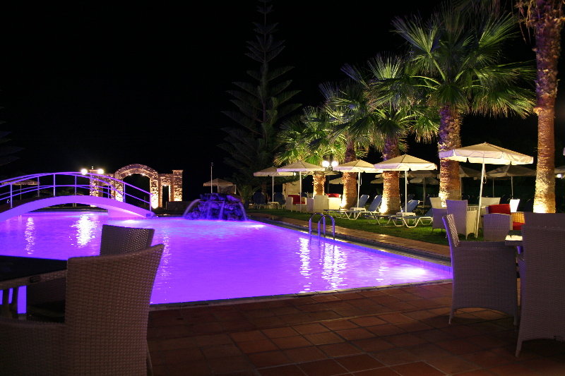 Mike Hotel & Apartments