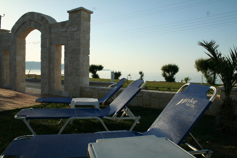 Mike Hotel & Apartments